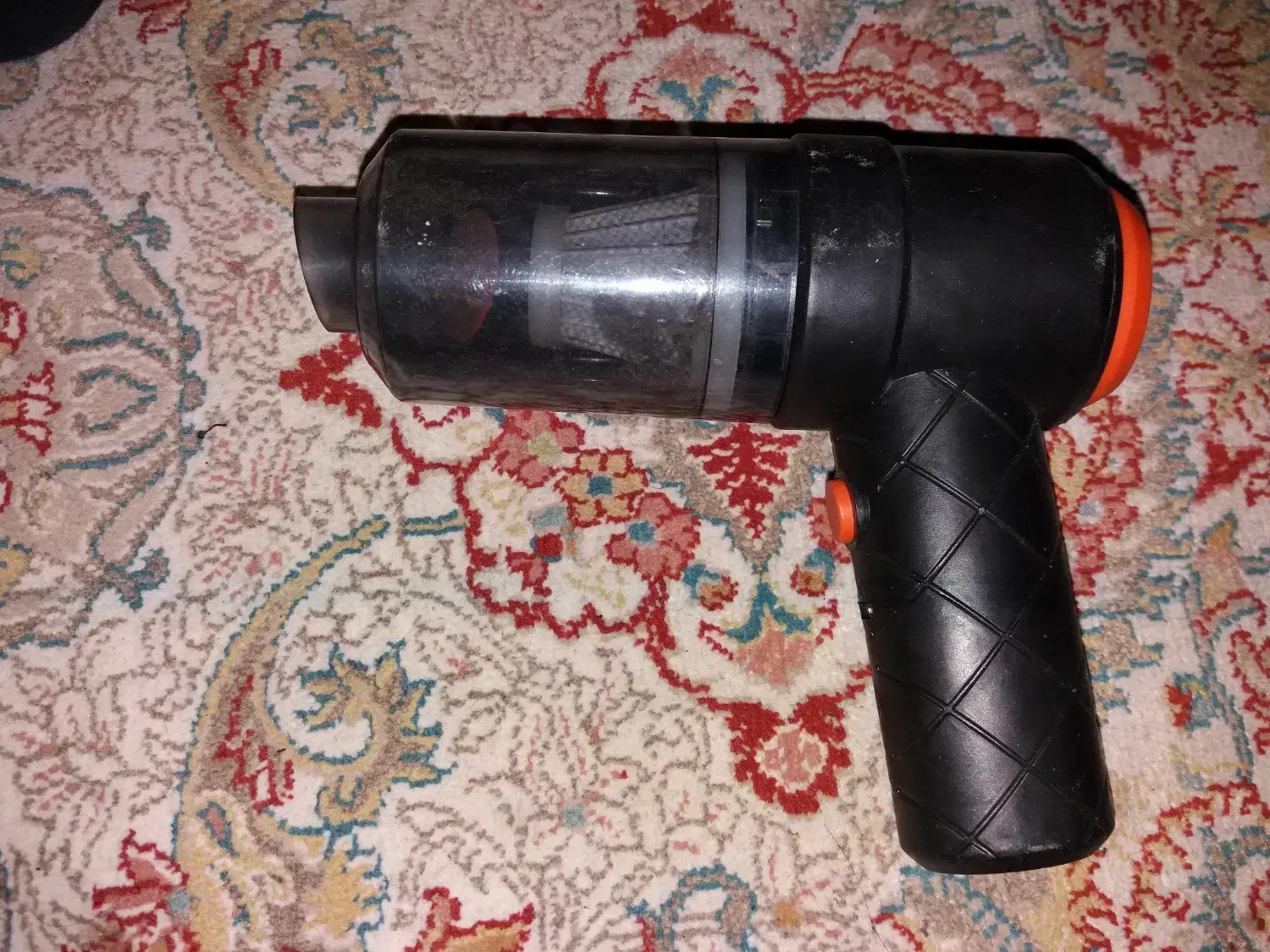 یک عدد اسپیکر وجارویه شارژی به فروش میرسد.|صوتی و تصویری|تهران, باشگاه نفت|دیوار