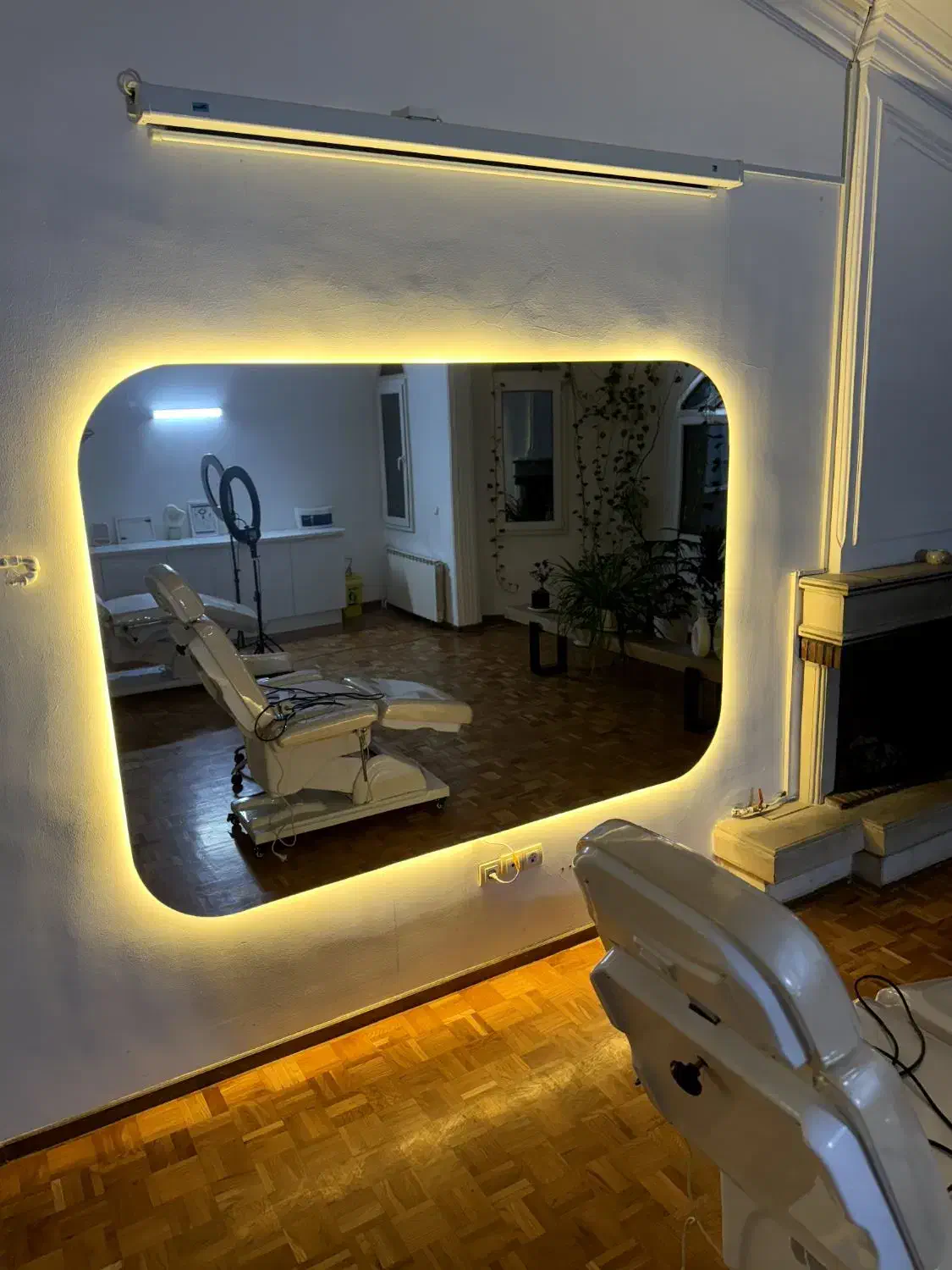 آینه باشگاه و آینه بکلایت آرایشگاه|آرایشگاه و سالنهای زیبایی|تهران, آذری|دیوار