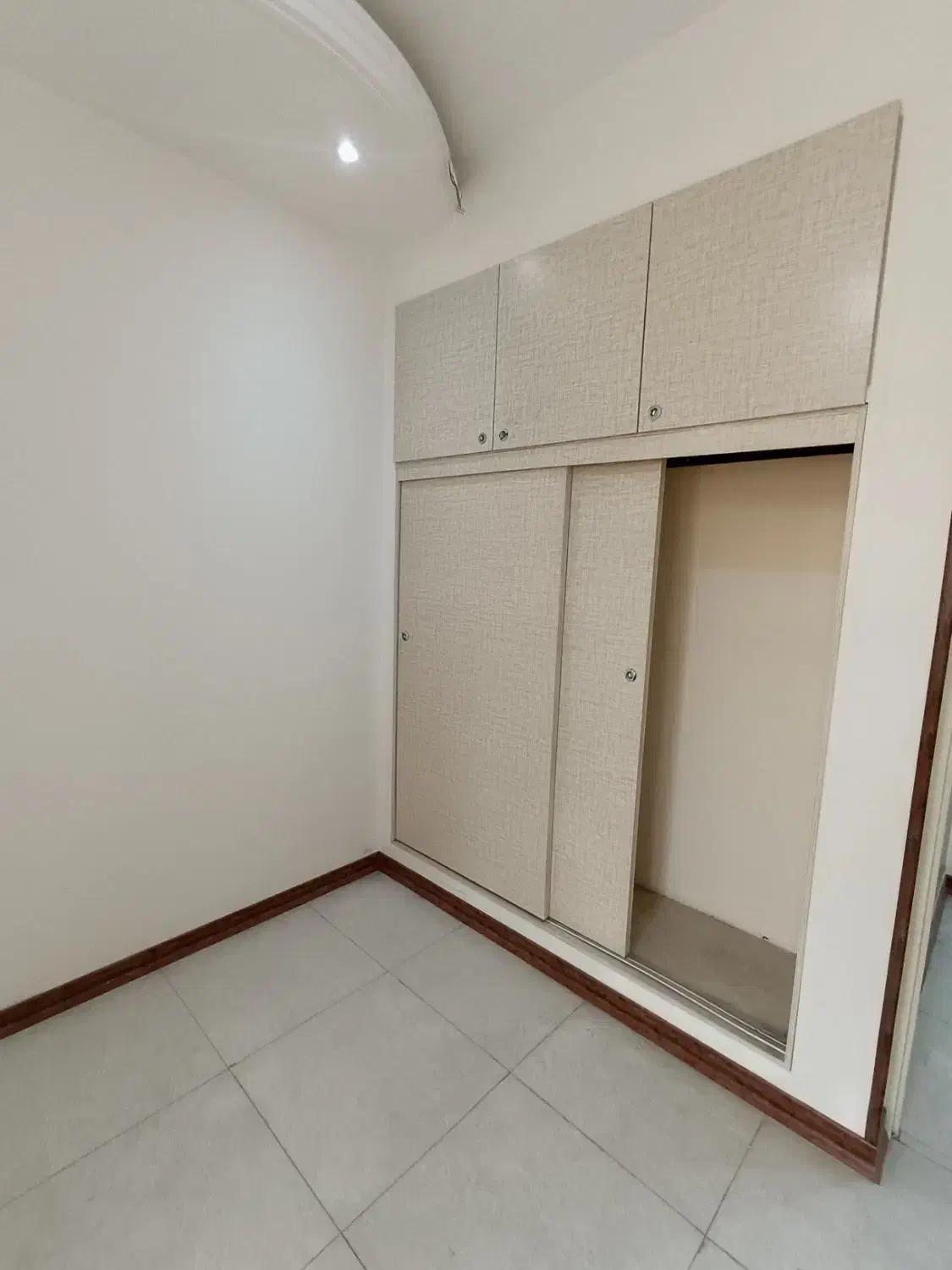 ((اجاره آپارتمان ۹۵ متری فول نوساز اکازیون))