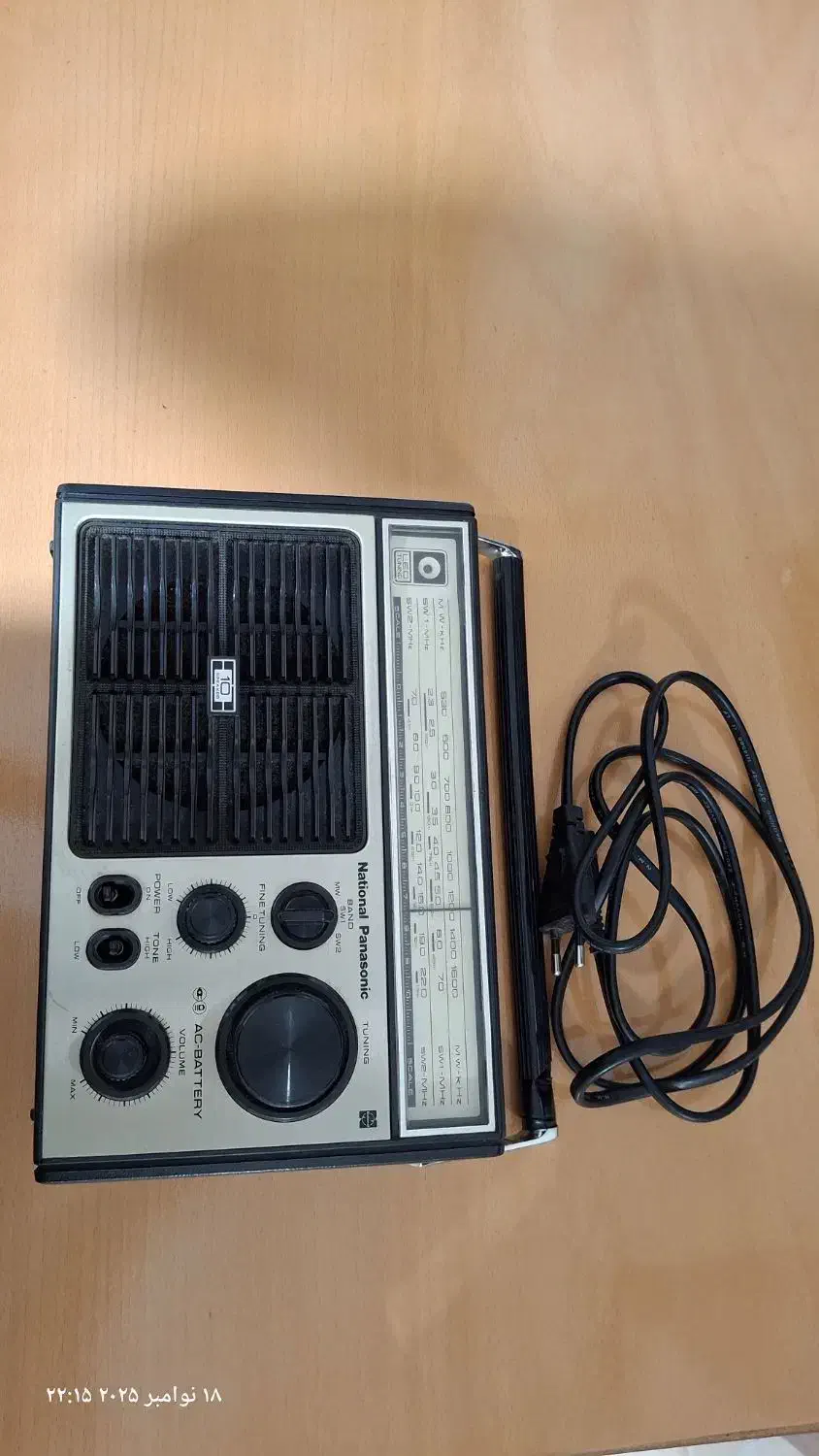 رادیو قدیمی|کلکسیون اشیاء عتیقه|تهران, گرگان|دیوار