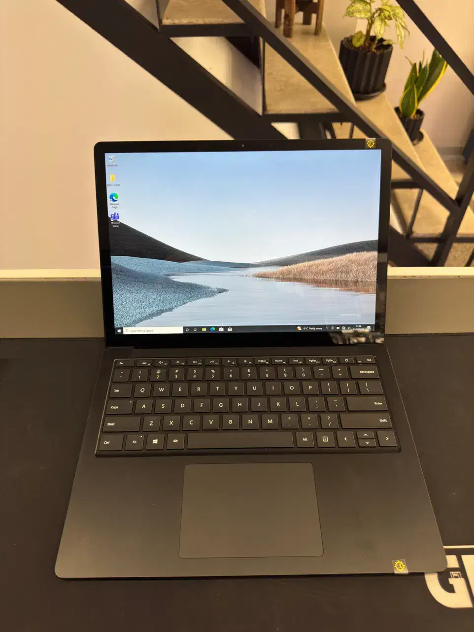 Surface laptop 3 لپتاپ|رایانه همراه|بروجرد, |دیوار