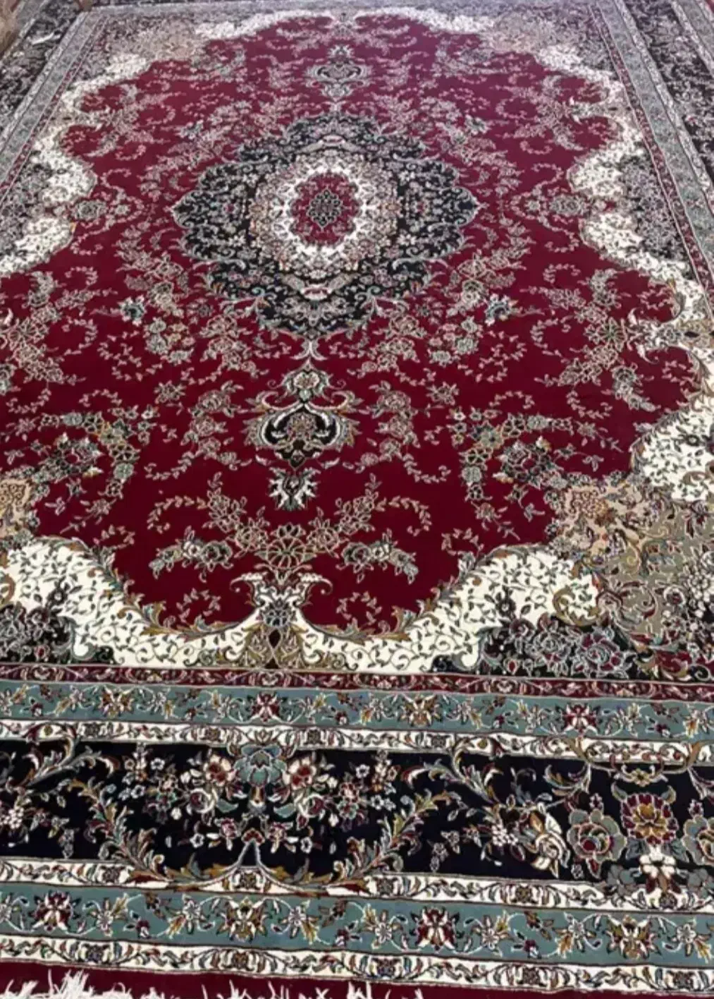 فرش ساوین|فرش|خرم‌آباد, |دیوار