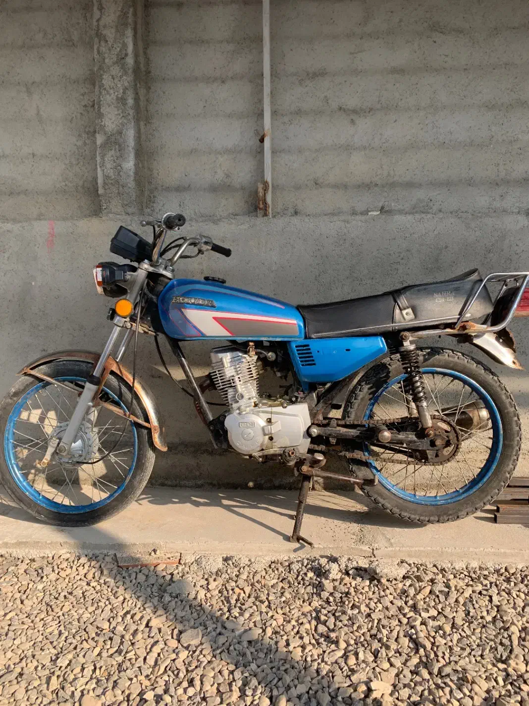 هوندا ۱۲۵ روغنی|موتورسیکلت|سیمین شهر, |دیوار