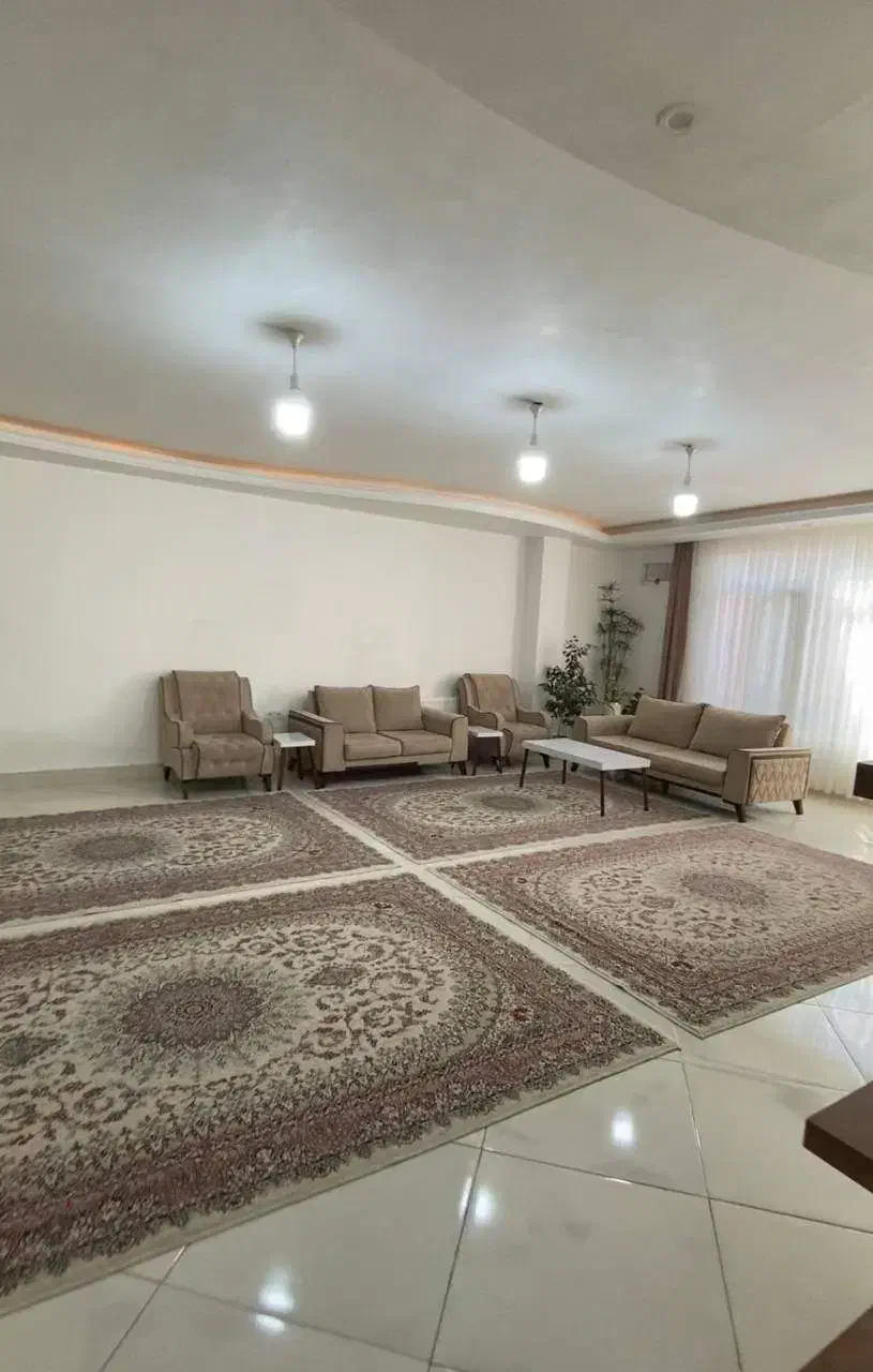 اجاره 165 متر واحد مستقل راه جدا، حیاط دار|اجارهٔ خانه و ویلا|الیگودرز, |دیوار