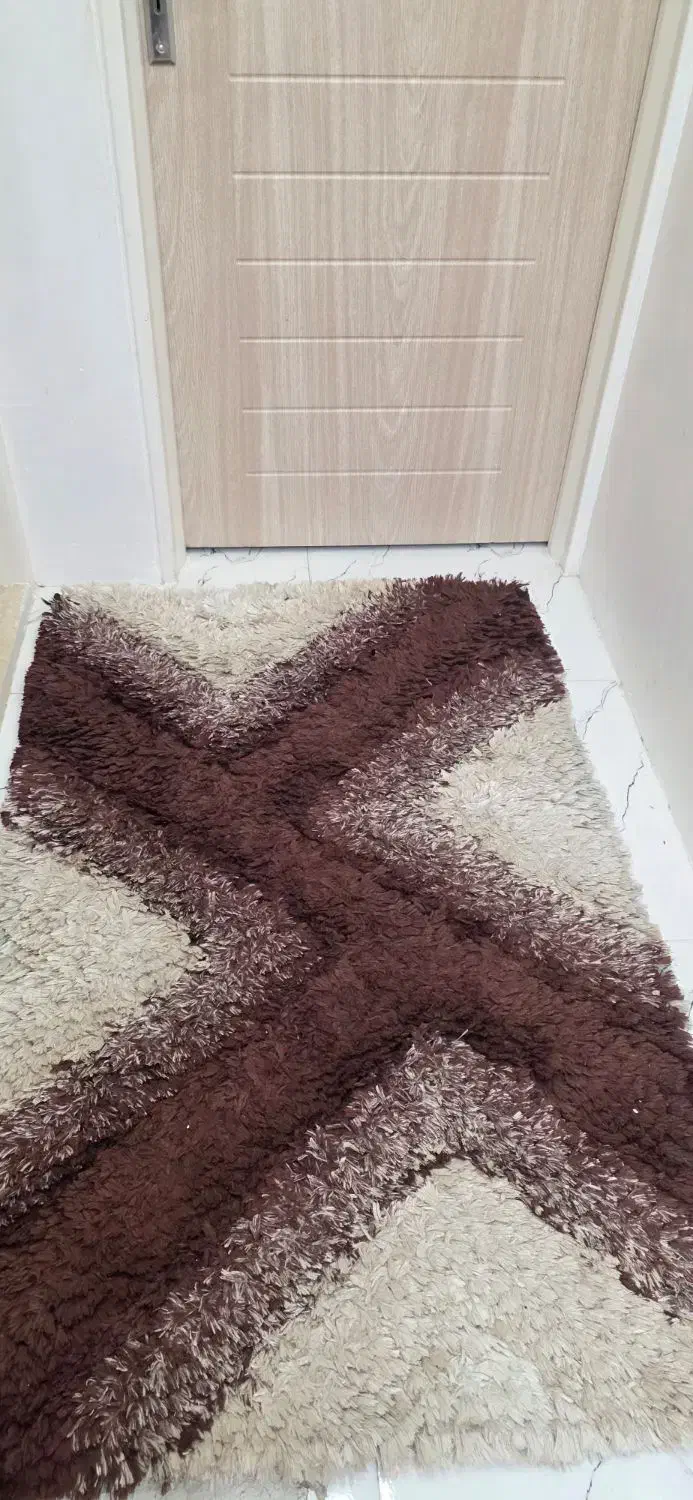 قالیچه|فرش|کرج, بنیاد|دیوار