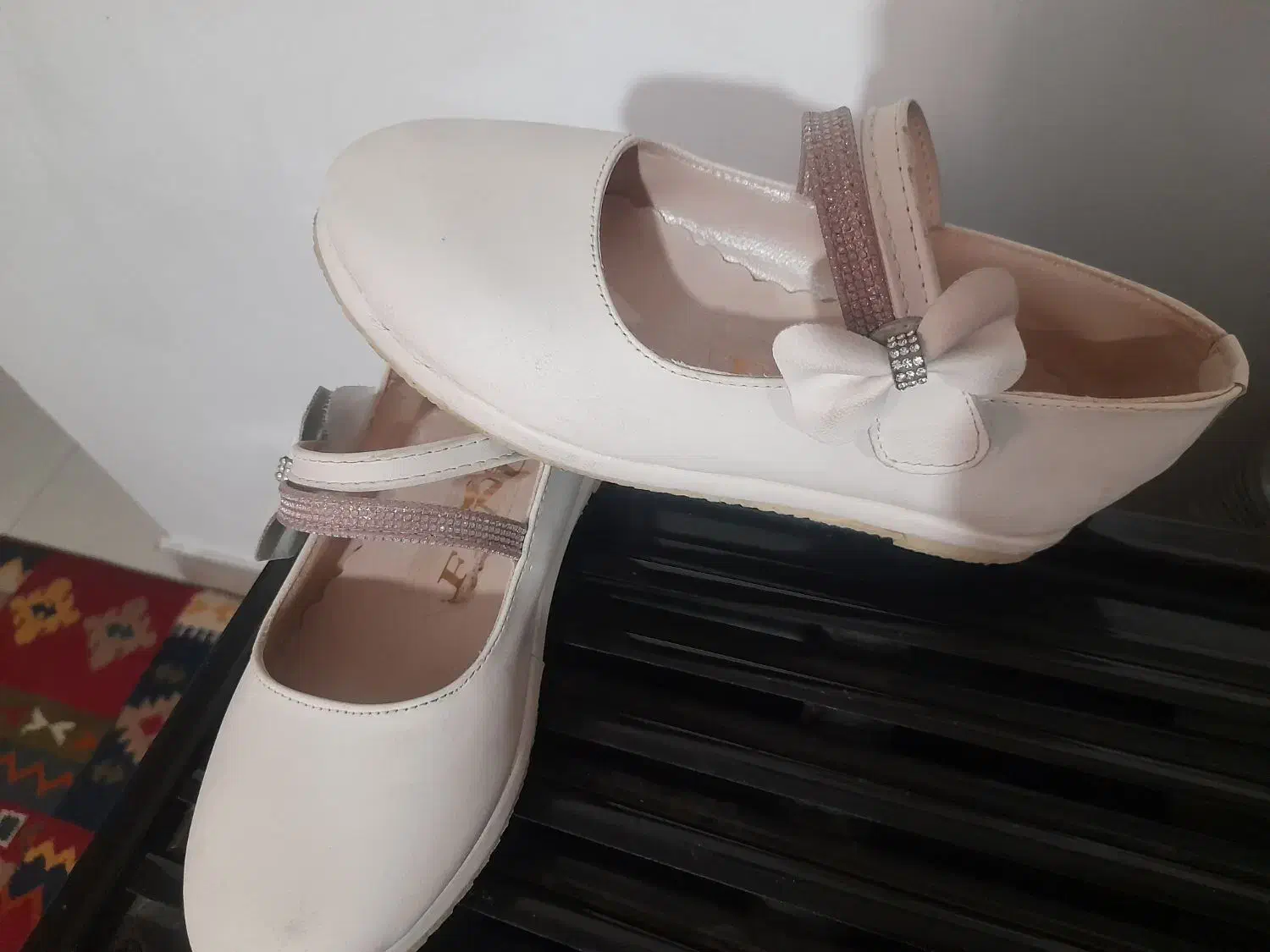 کفش دخترانه|کیف، کفش، کمربند|سمنان, |دیوار