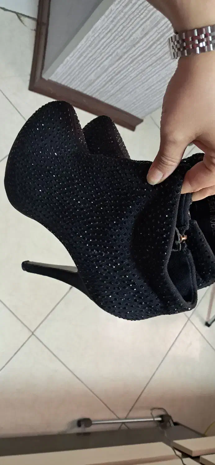 کفش مجلسی خیلی خاص و شیک سایز ۳۹|کیف، کفش، کمربند|اصفهان, شهرک صنعتی امیرکبیر (شاپور جدید)|دیوار