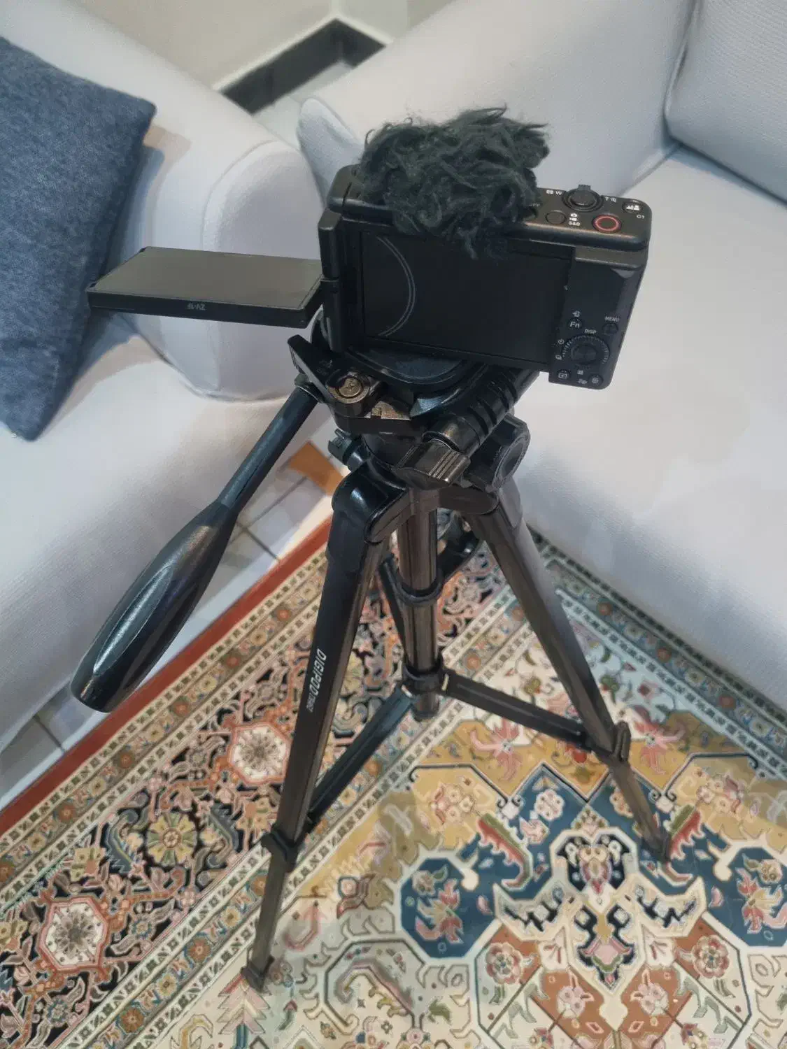 دوربین Sony zv-1f|دوربین عکاسی و فیلمبرداری|شاهینشهر, عطار|دیوار