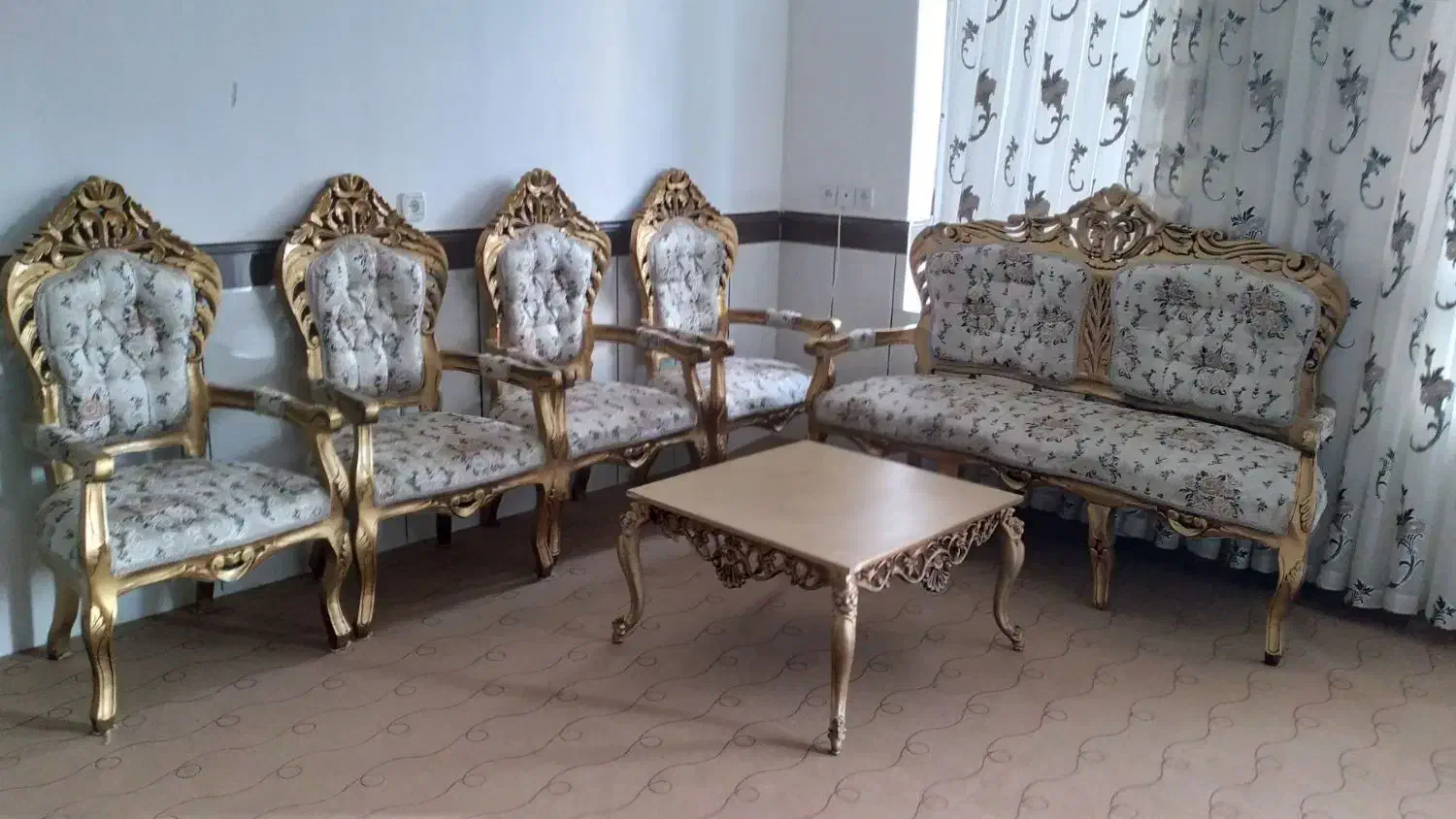 مبل سلطنتی|مبلمان خانگی و میز عسلی|ملکشاهی, |دیوار