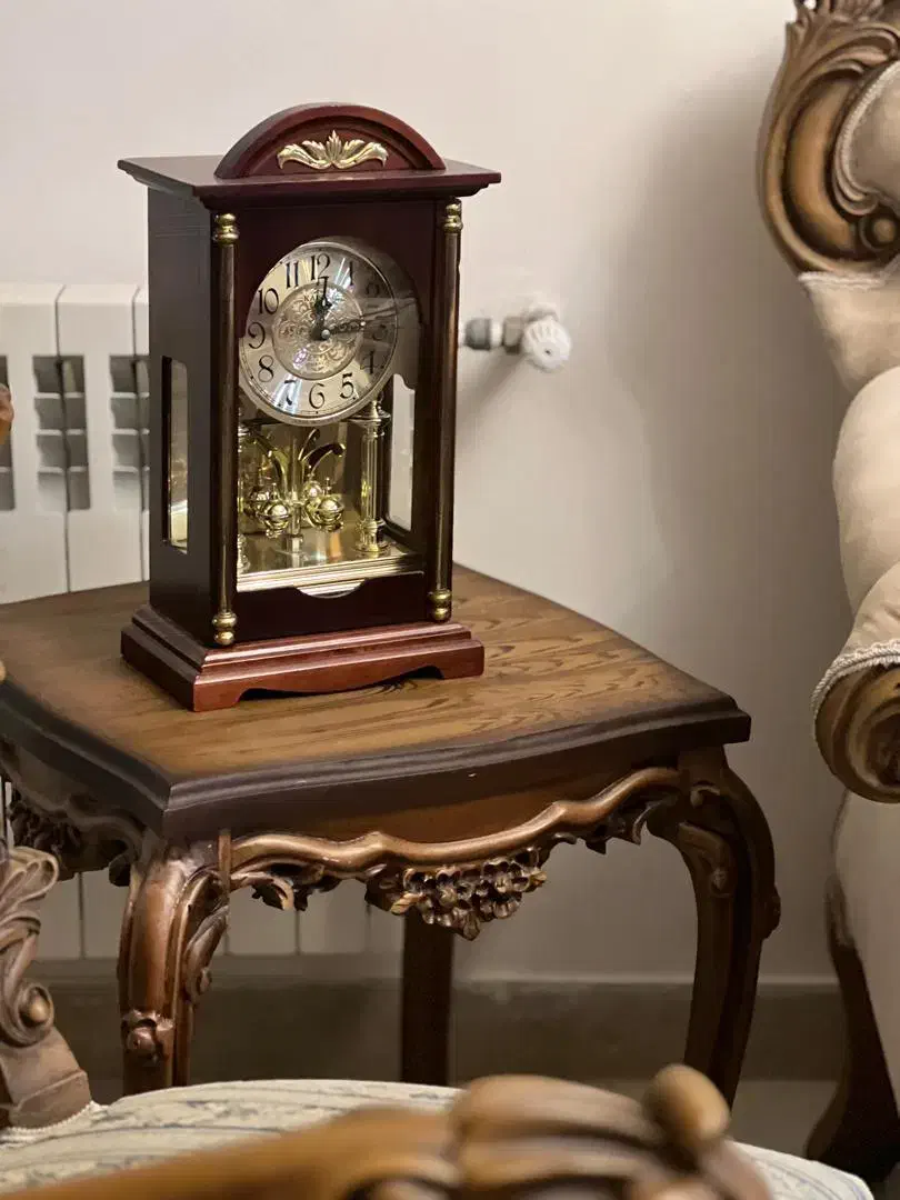 ساعت کلکسیونی چوب راش قدمت بالا|کلکسیون اشیاء عتیقه|کرج, شهرک بنفشه|دیوار