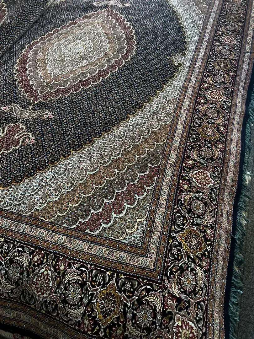 فرش دستبافت|فرش|اندیشه, اندیشه فاز ۱|دیوار