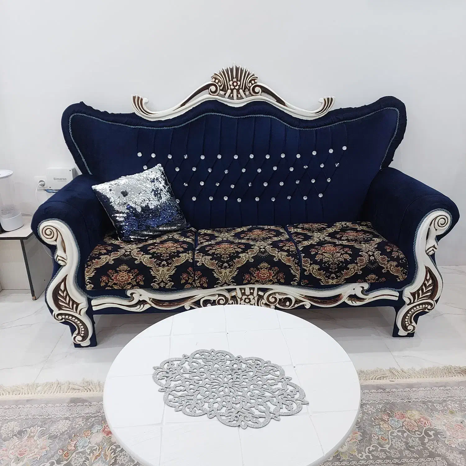 مبل ۹ نفره نیمه سلطنتی به همراه جلو مبلی|مبلمان خانگی و میز عسلی|زاهدان, |دیوار