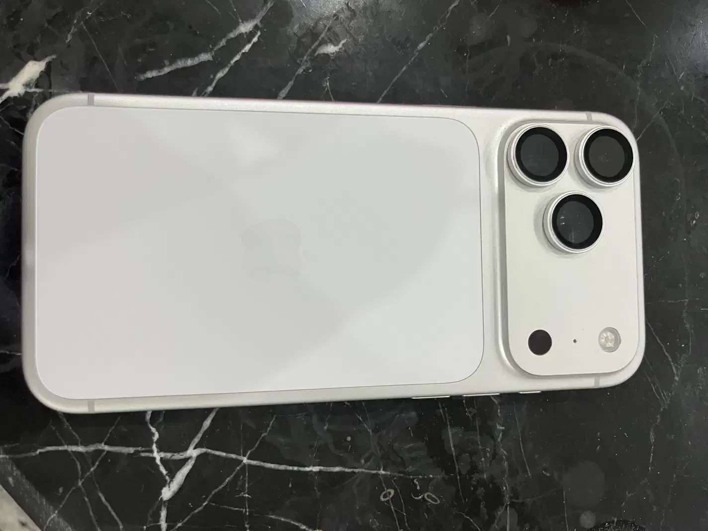 iphon 17 pro max|موبایل|گتاب, |دیوار