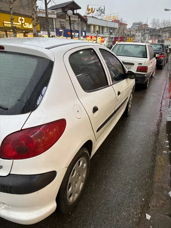 ماشین ۲۰۶|خودرو سواری و وانت|رشت, بازار|دیوار