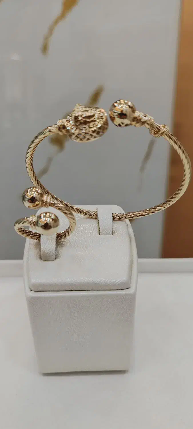 طلای لوکس ورساچه شامل بنگل و انگشتر|جواهرات|دزفول, |دیوار