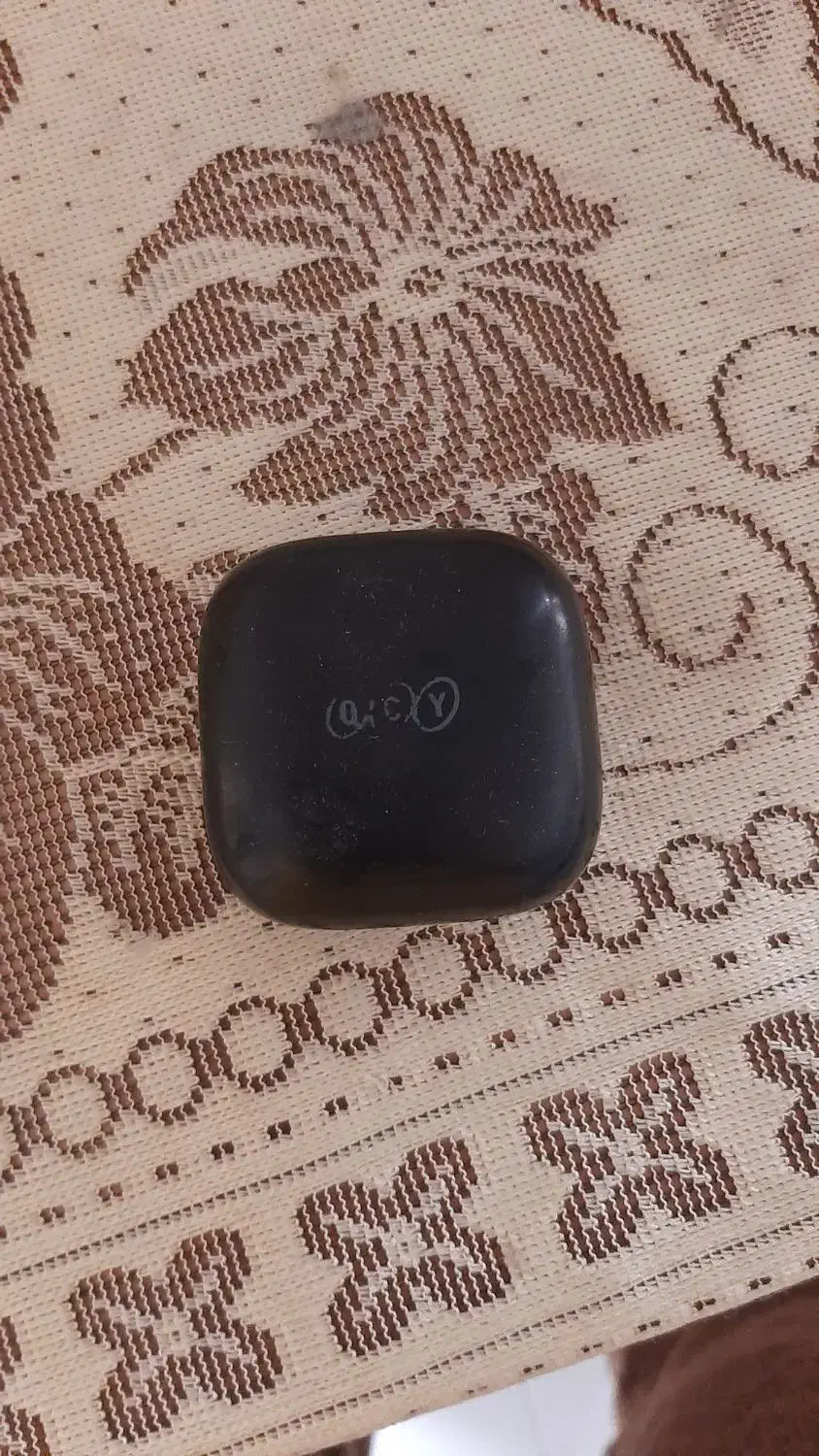 گوشی هندزفری میبند|موبایل|اندیشه, اندیشه فاز ۴|دیوار