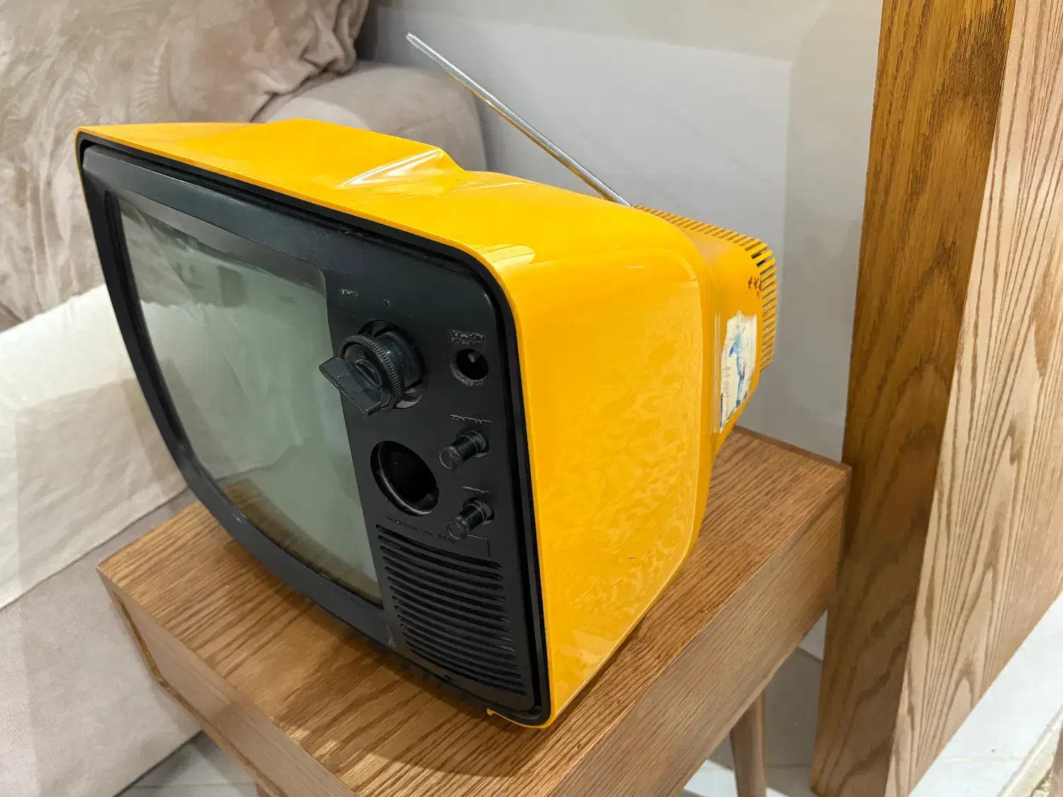 اشیای قدیمی|کلکسیون اشیاء عتیقه|اصفهان, الهیه|دیوار