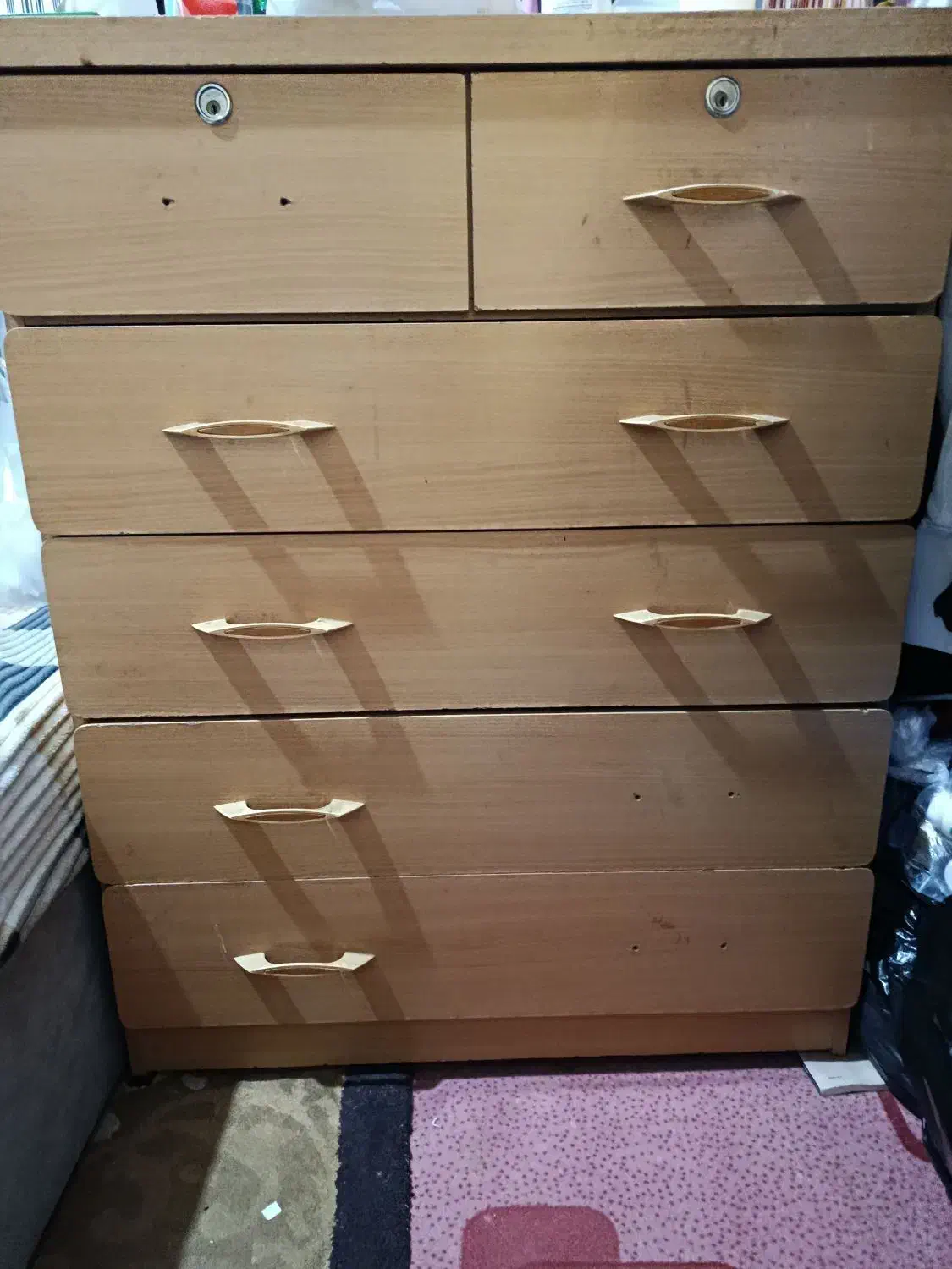 دراور|جاکفشی، کمد، دراور|شاهین‌شهر, مخابرات (شهید بهشتی)|دیوار