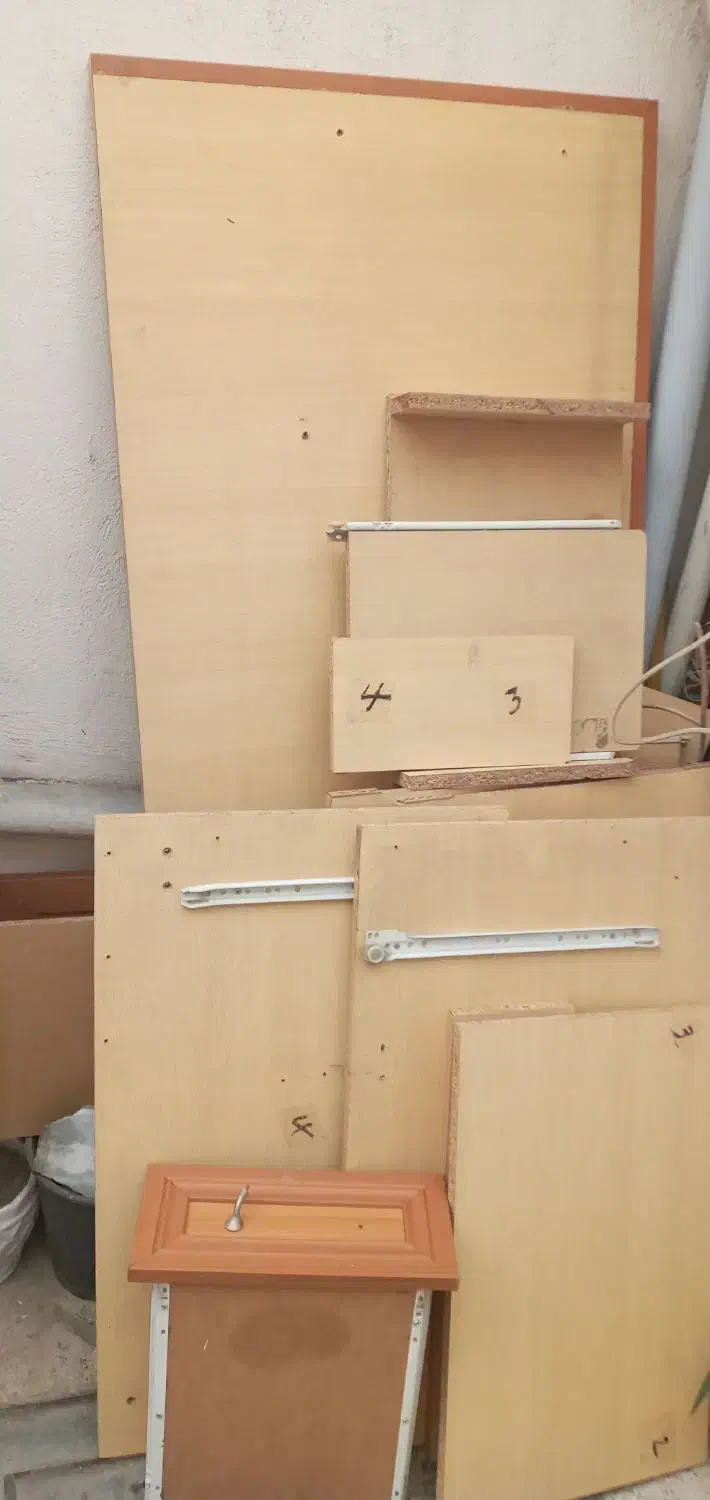 میزکامپیوتر میز تحریر ام دی اف در حد نو|میز تحریر و کامپیوتر|تهران, طیب|دیوار