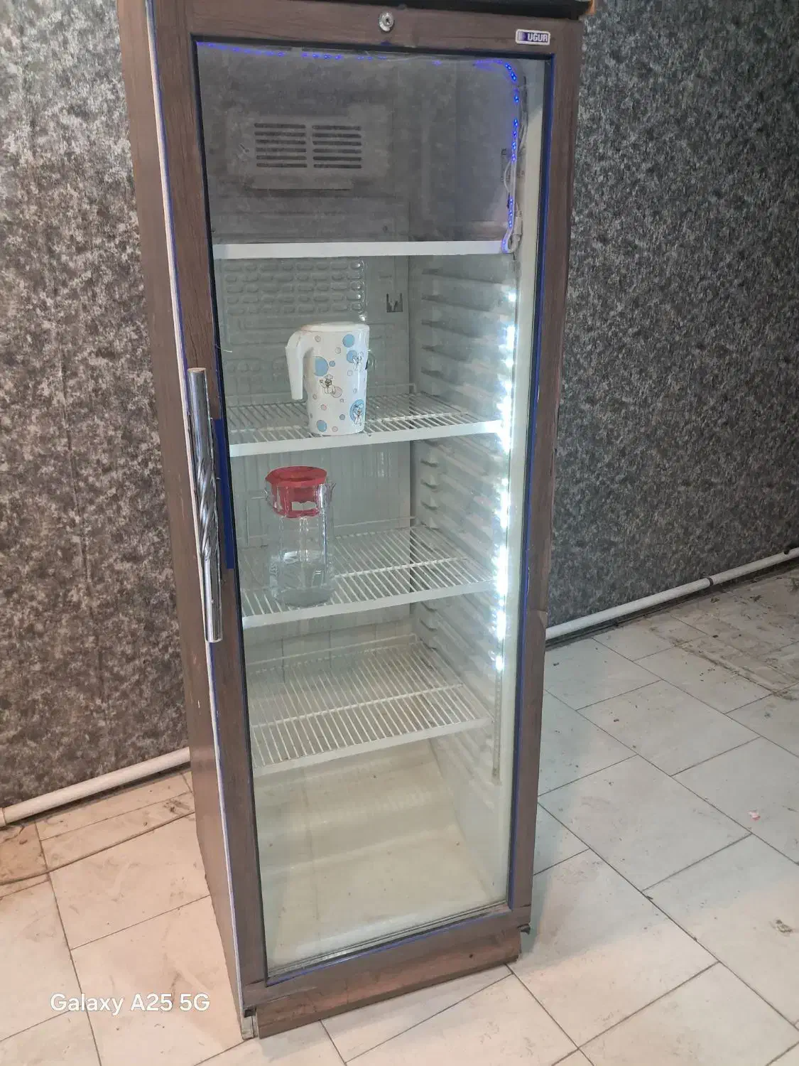 یخچال ایستاده فروشگاهی|فروشگاه و مغازه|قم, ولیعصر|دیوار