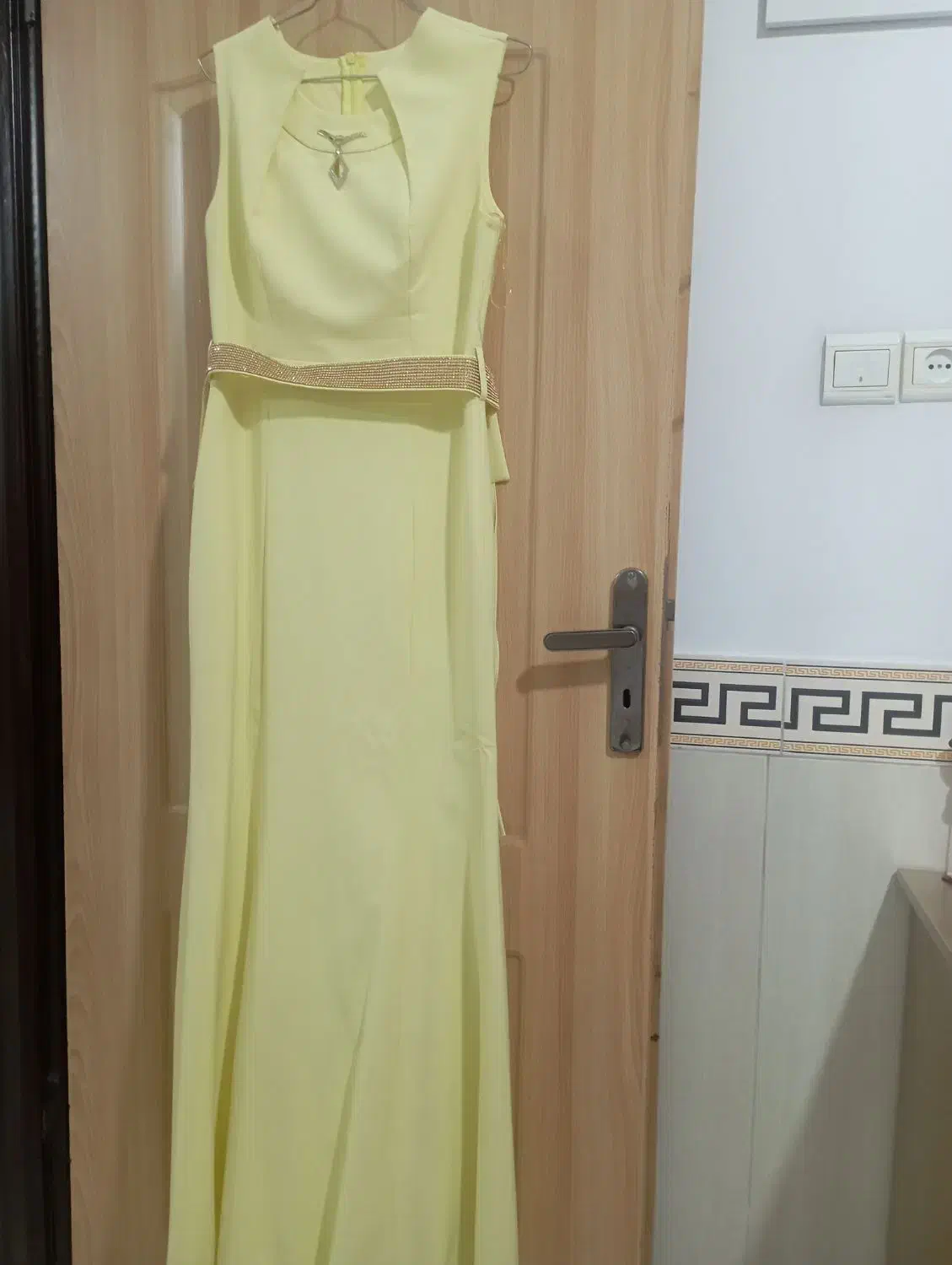 لباس مجلسی|لباس|ری, حمزهآباد|دیوار