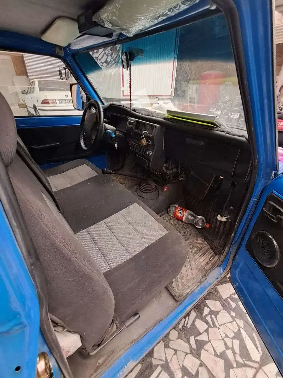 معاوضه نیسان دیزل 1403 توافقی|خودرو سواری و وانت|برخوار, |دیوار