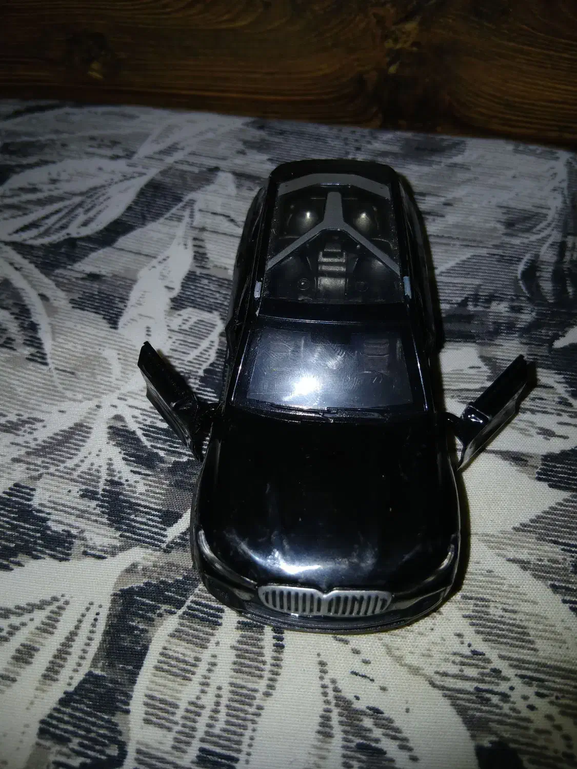 ماشین آهنی|اسباب‌‌بازی|ماسال, |دیوار