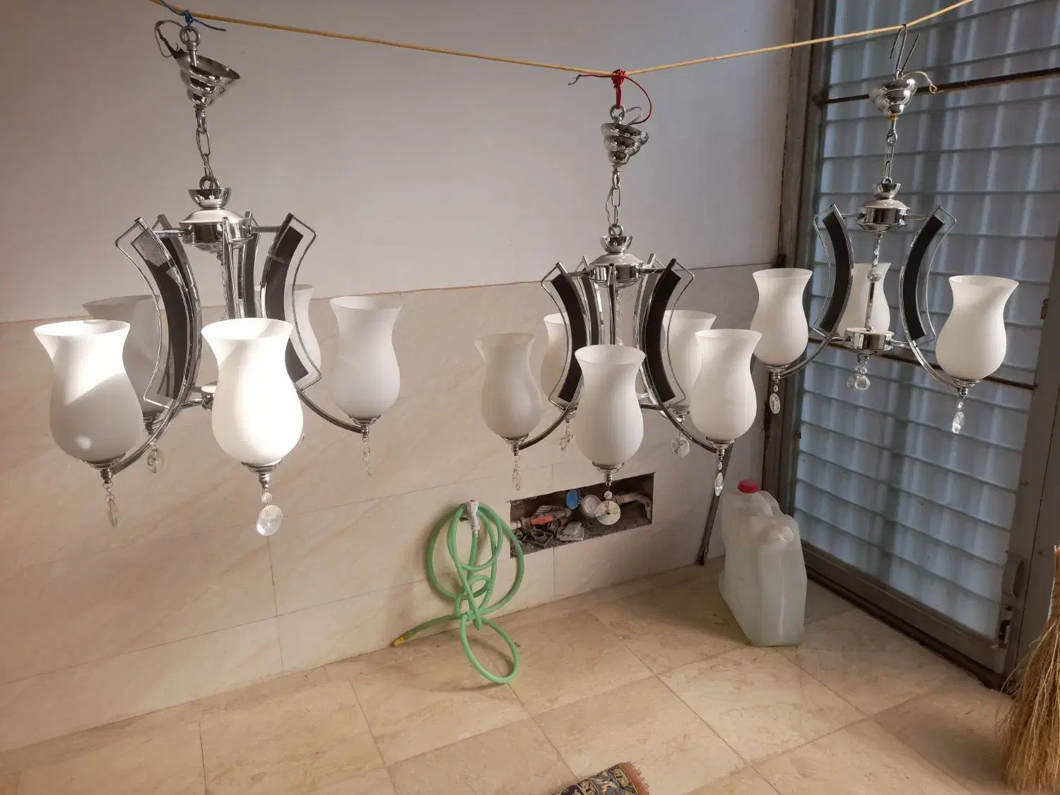 ۲عددلوستر ۵لامپی+1لوستر۳چراغی|لوستر و چراغ آویز|مهاباد (آذربایجان غربی), |دیوار