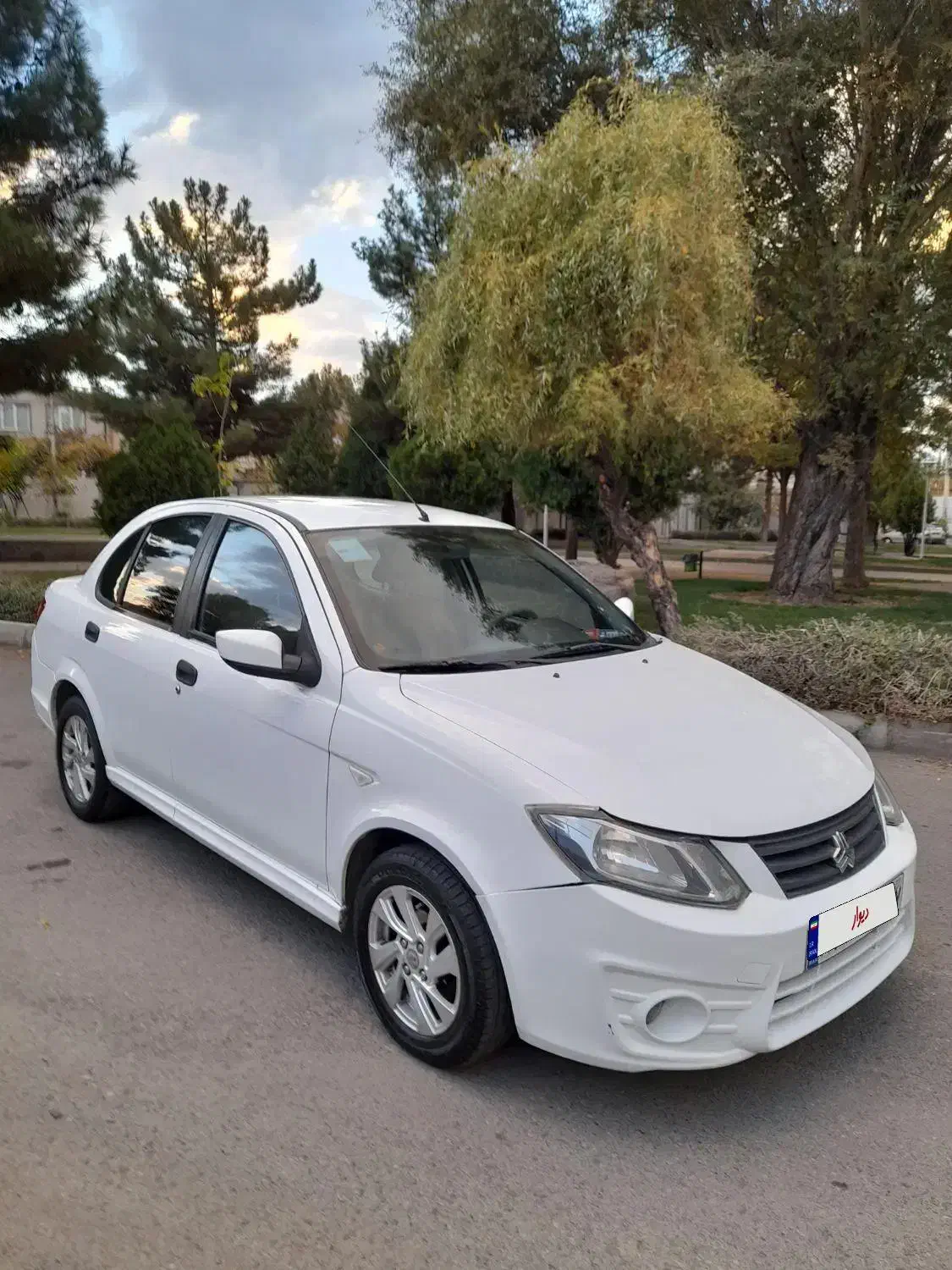 ساینا مدل ۹۷ بیرنگ|خودرو سواری و وانت|خوی, |دیوار