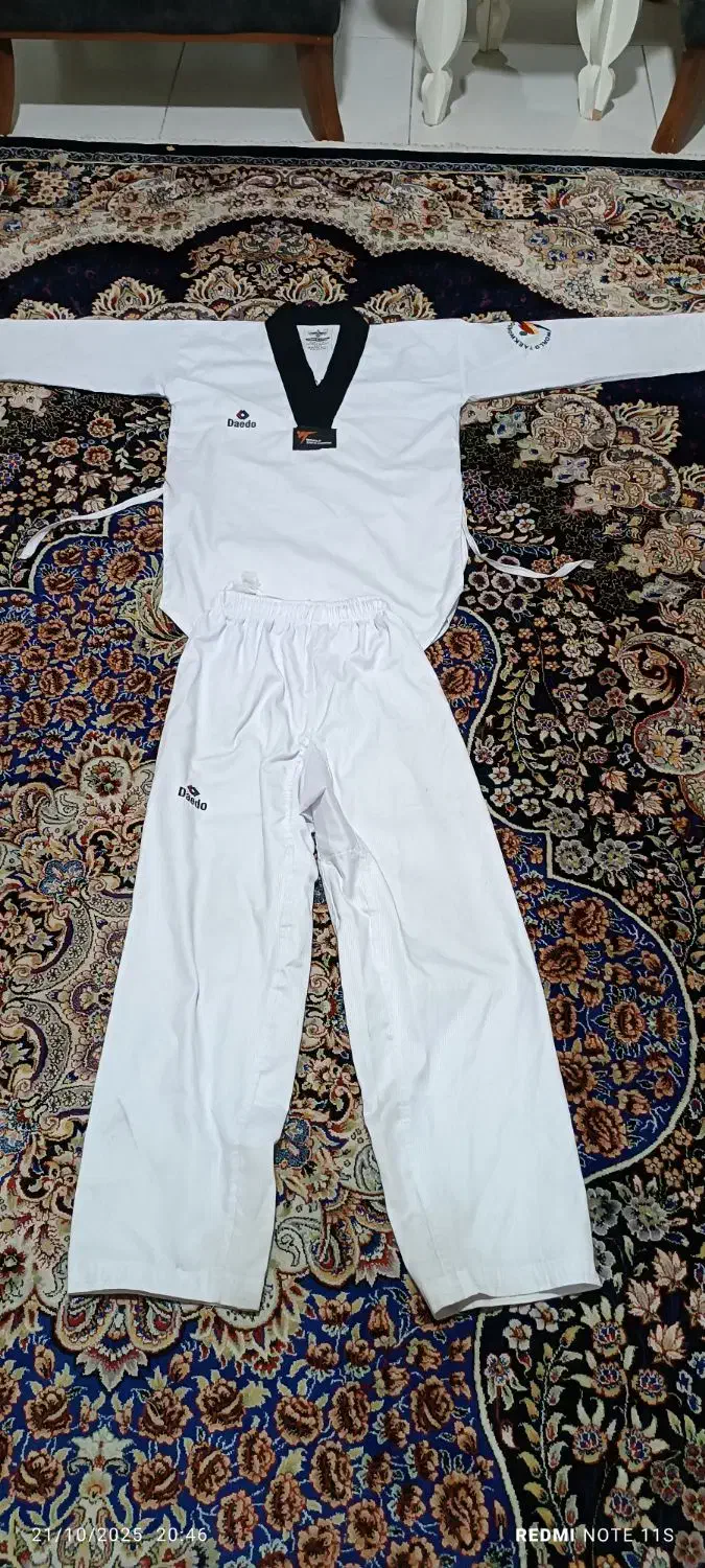 لباس تکواندو|لباس|بهارستان, |دیوار