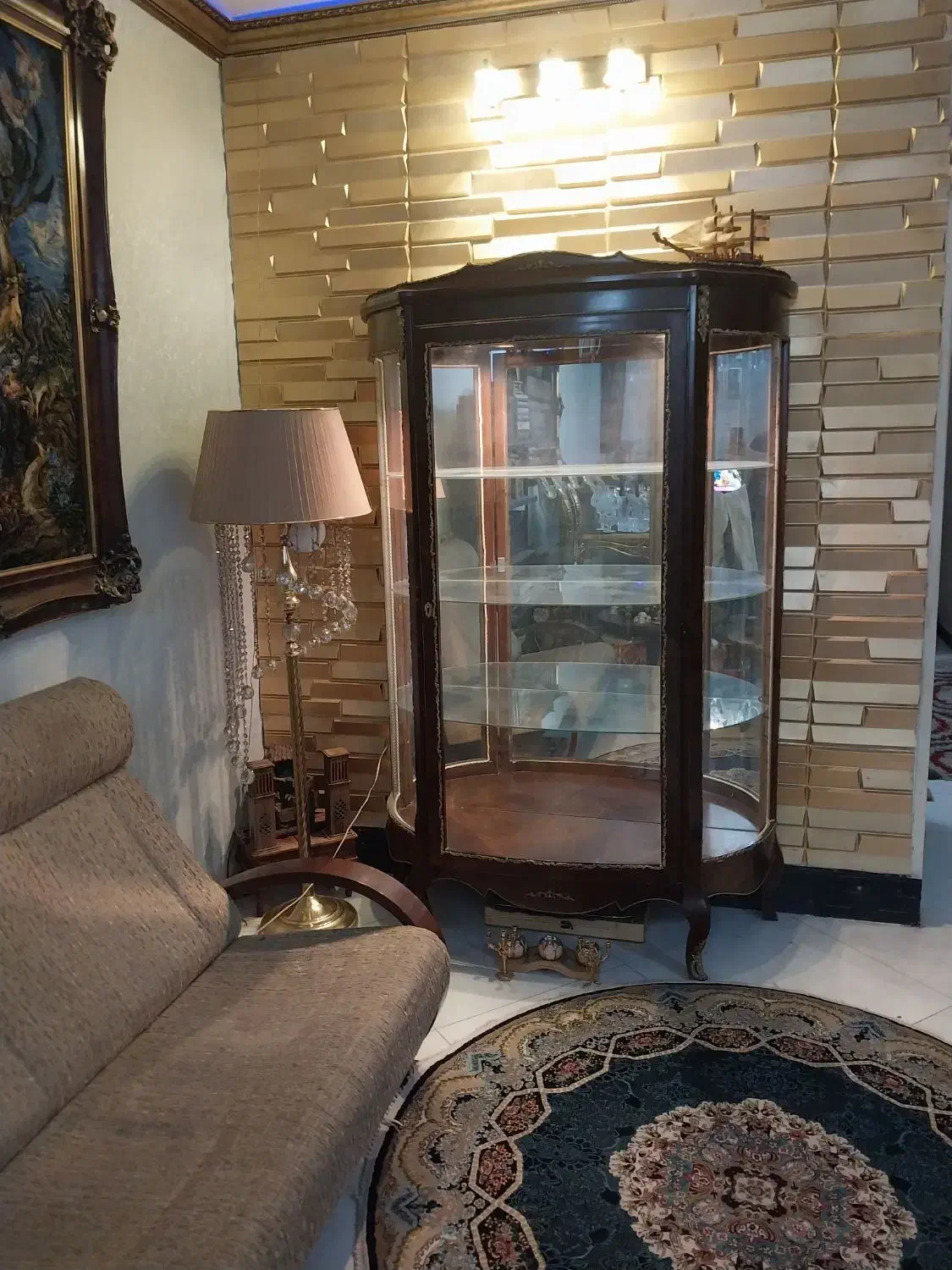 ویترین کریستال و آباژور و ساعت|بوفه، ویترین، کنسول|پردیس, فاز ۲|دیوار