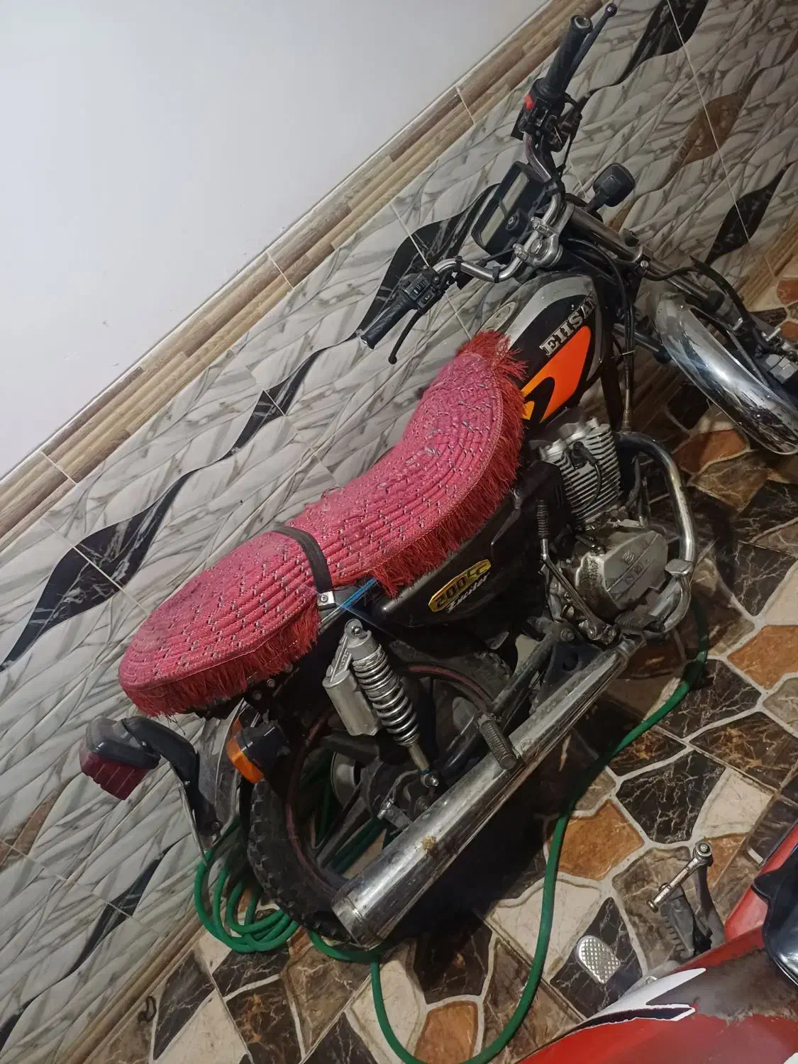 موتورسیکلت 200|موتورسیکلت|کرمان, |دیوار