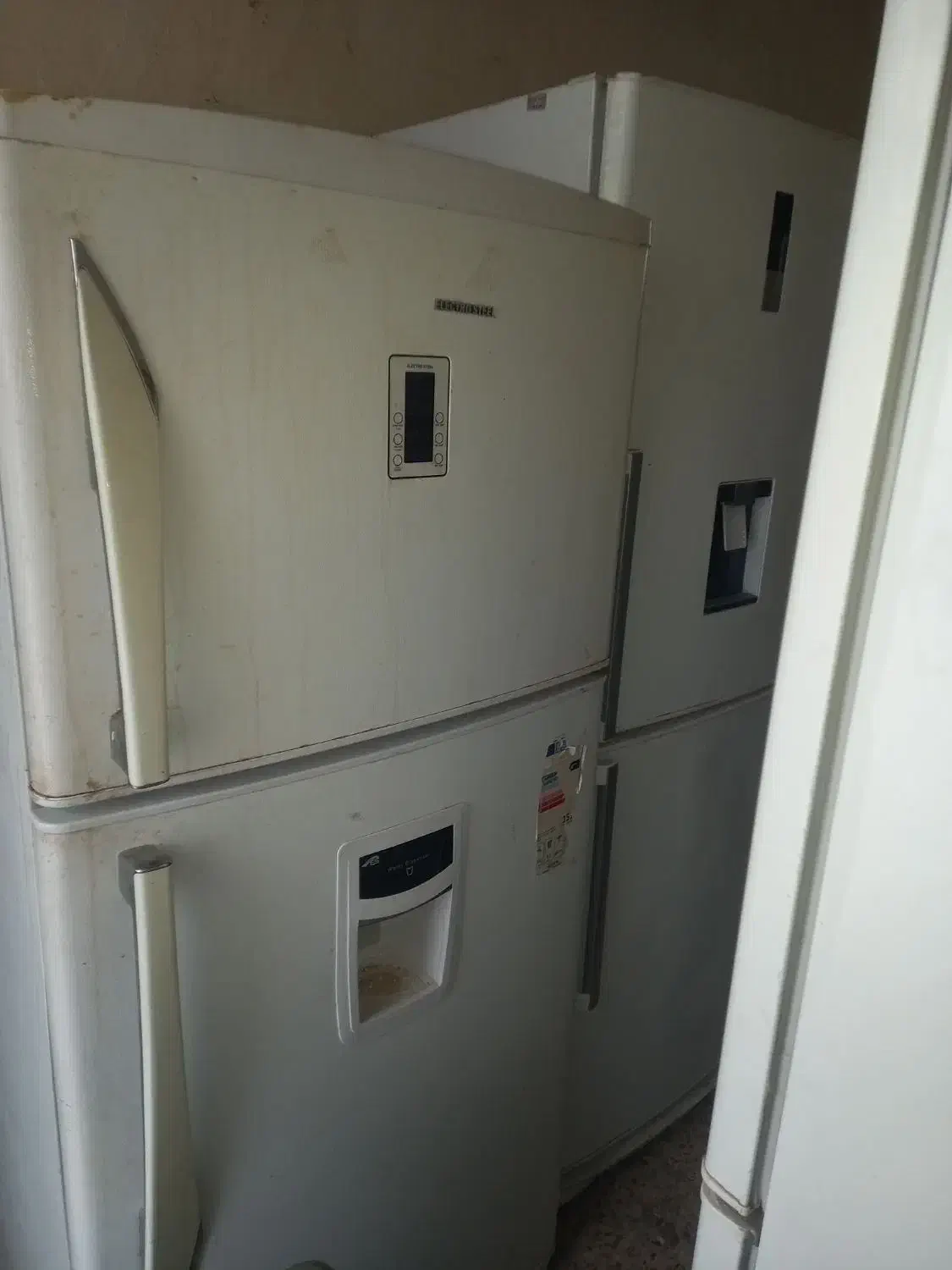 فروش خرید انواع یخچال های خانگی سالم وسوخته|یخچال و فریزر|خرمآباد, |دیوار