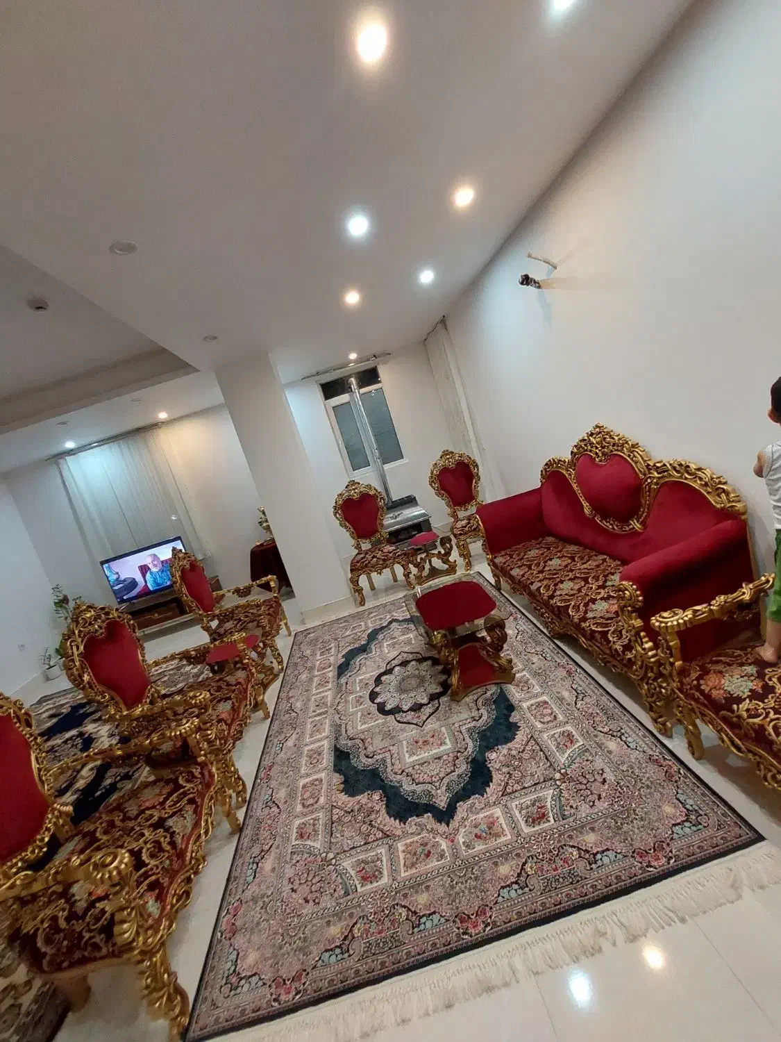 مبل سلطنتی|مبلمان خانگی و میز عسلی|ساوه, |دیوار