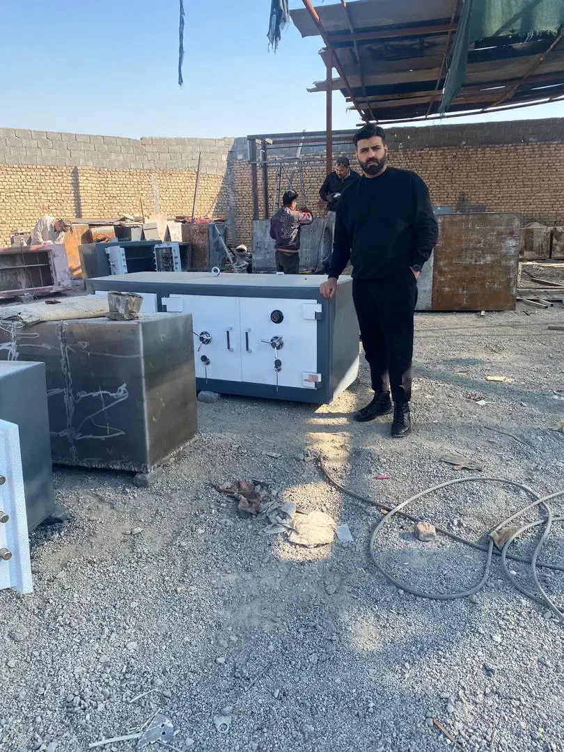 گاوصندوق آسانسوری سیستم هشداربسته شدن درب|ابزارآلات|اردبیل, |دیوار