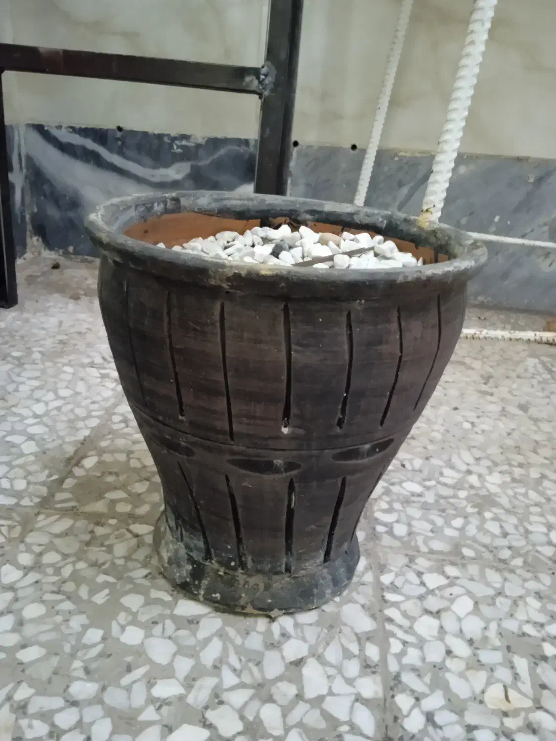 گلدان بزرگ|صنایع دستی و سایر لوازم تزئینی|قم, نیروگاه|دیوار