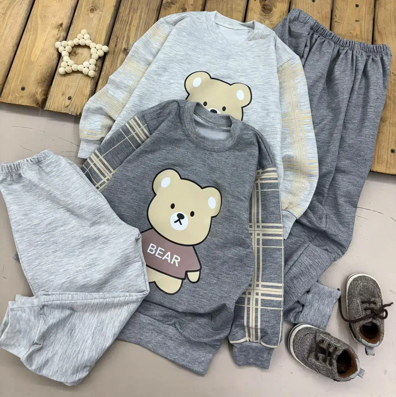 حراج ست های بچگانه 299000|کفش و لباس بچه|بهبهان, |دیوار