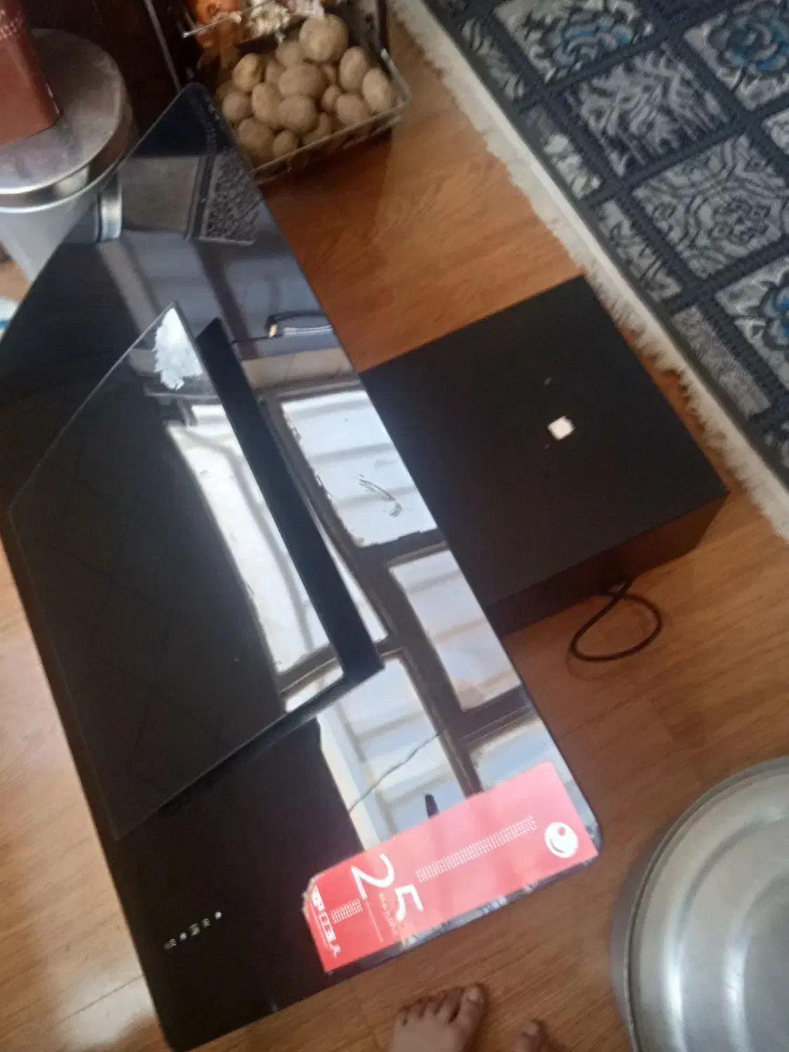 هود لمسی سالم|هود|تربت جام, والفجر|دیوار