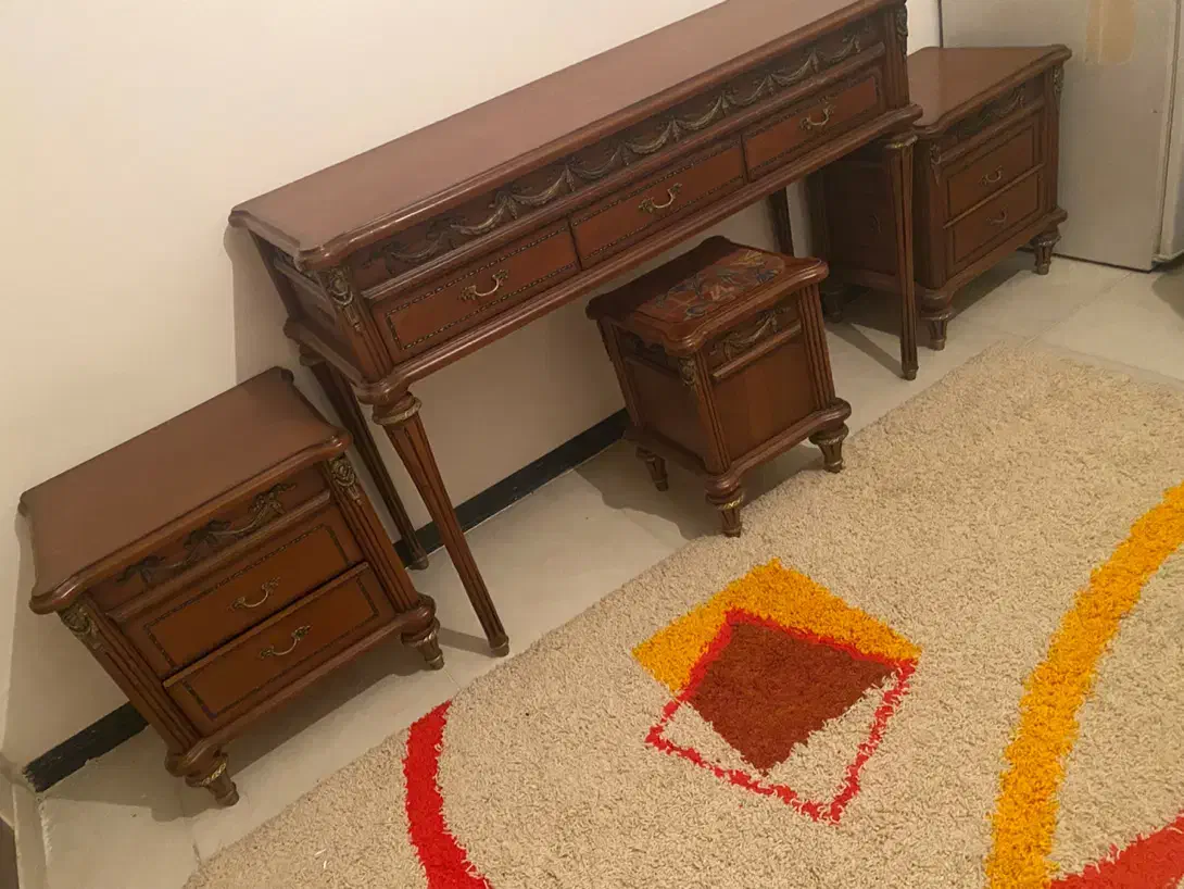 مبلمان|میز و صندلی غذاخوری|رویان, |دیوار