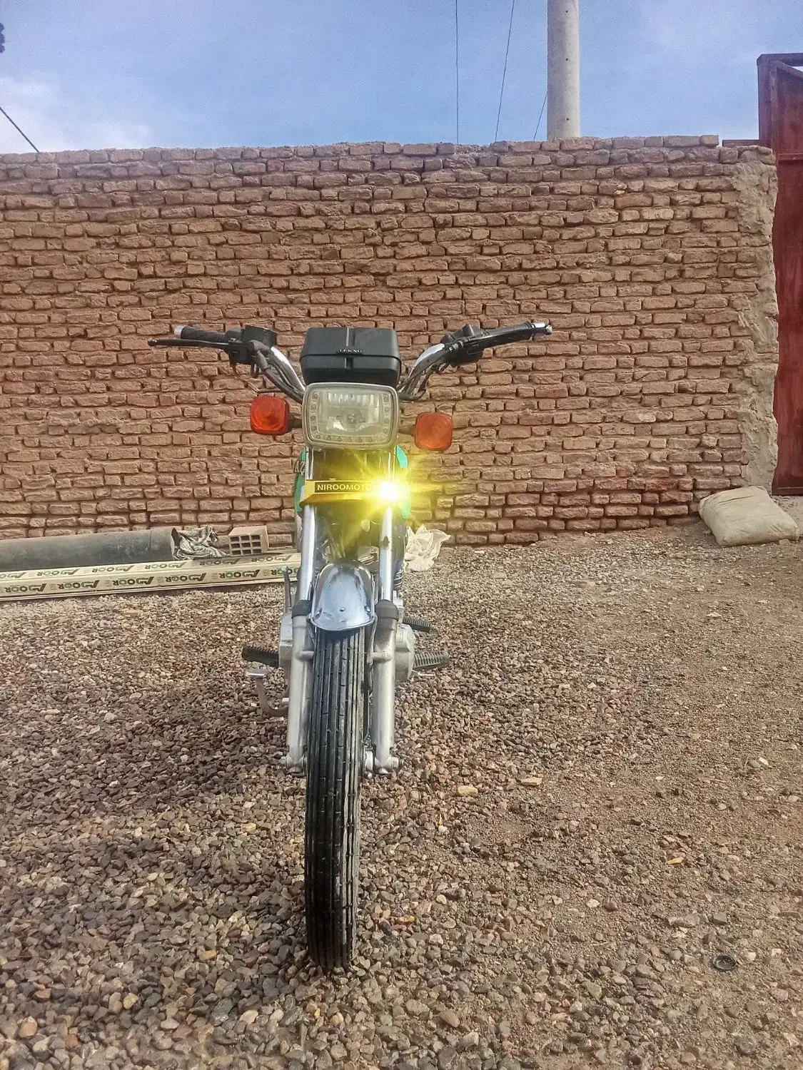 موتور ۲۰۰پرواز|موتورسیکلت|سیرجان, |دیوار