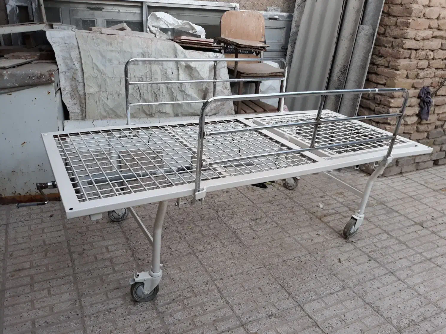 تخت بیمارستانی محکم|آرایشی، بهداشتی، درمانی|مشهد, شهرک مهر آباد|دیوار