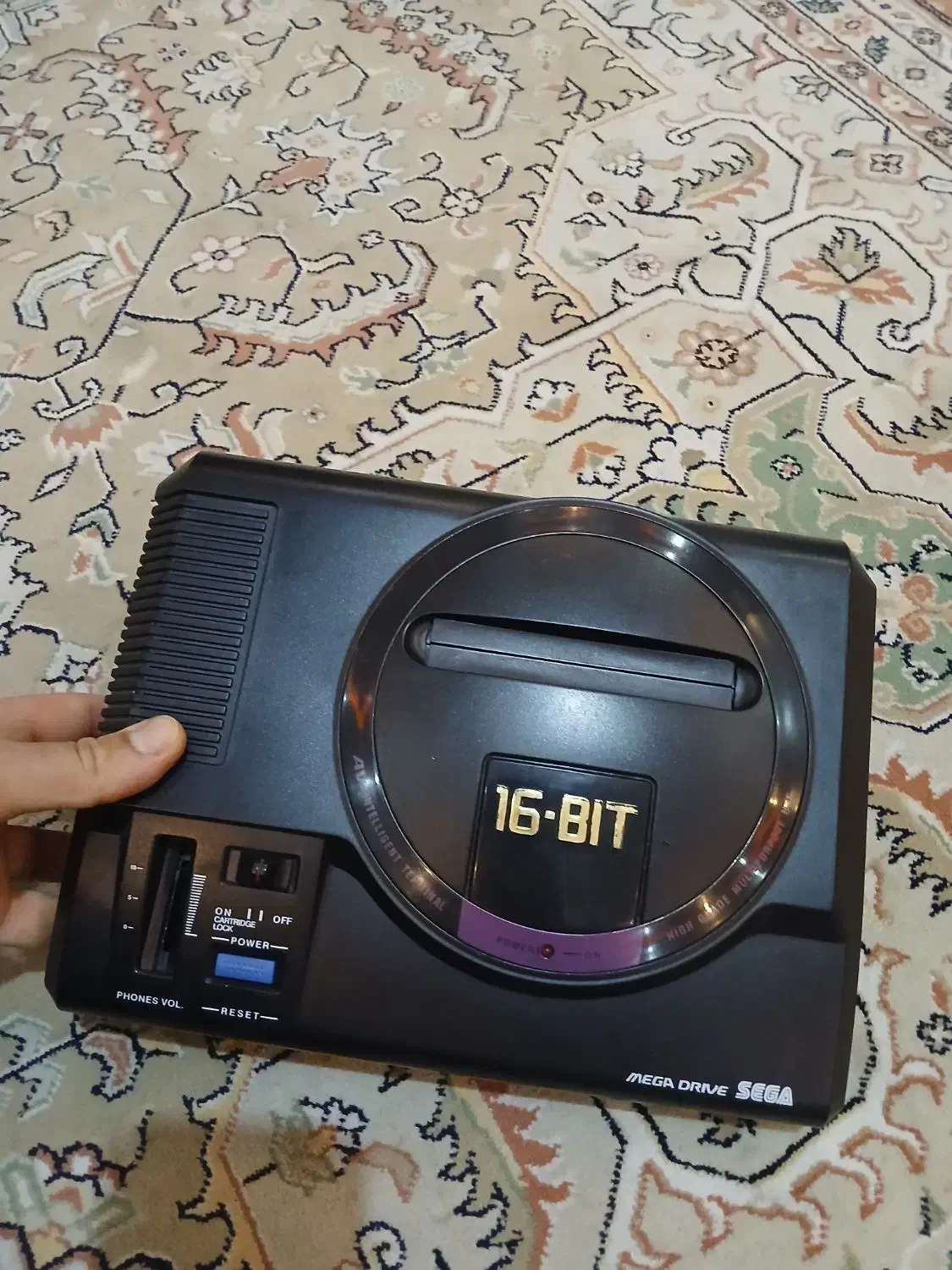 سگا|کنسول، بازی ویدئویی و آنلاین|فردیس, سرحدی|دیوار