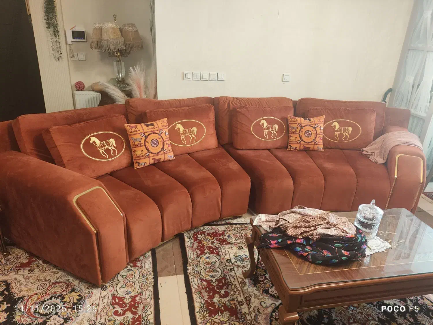 مبل راحتی|مبلمان خانگی و میز عسلی|تهران, بروجردی|دیوار