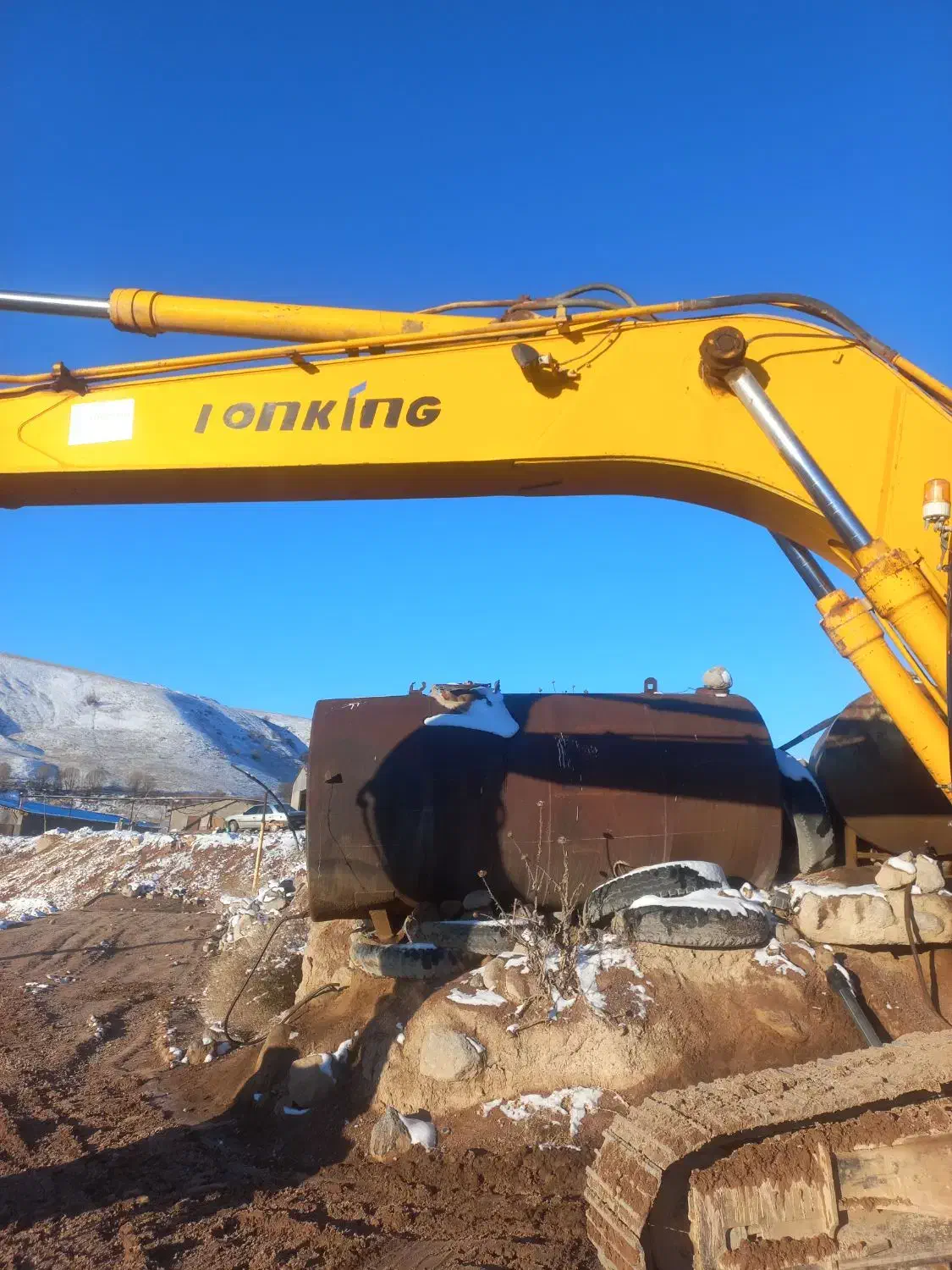 بیل مکانیکی ۲۲۵ مدل۲۰۱۶ سنددار درحد|خودرو سنگین|اردبیل, |دیوار