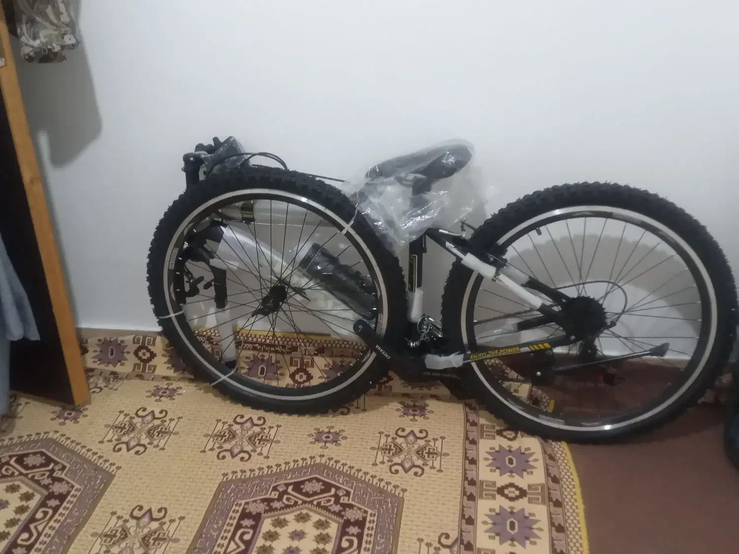 دوچرخه 26تمام حرف ای|دوچرخه، اسکیت، اسکوتر|گرمی, |دیوار