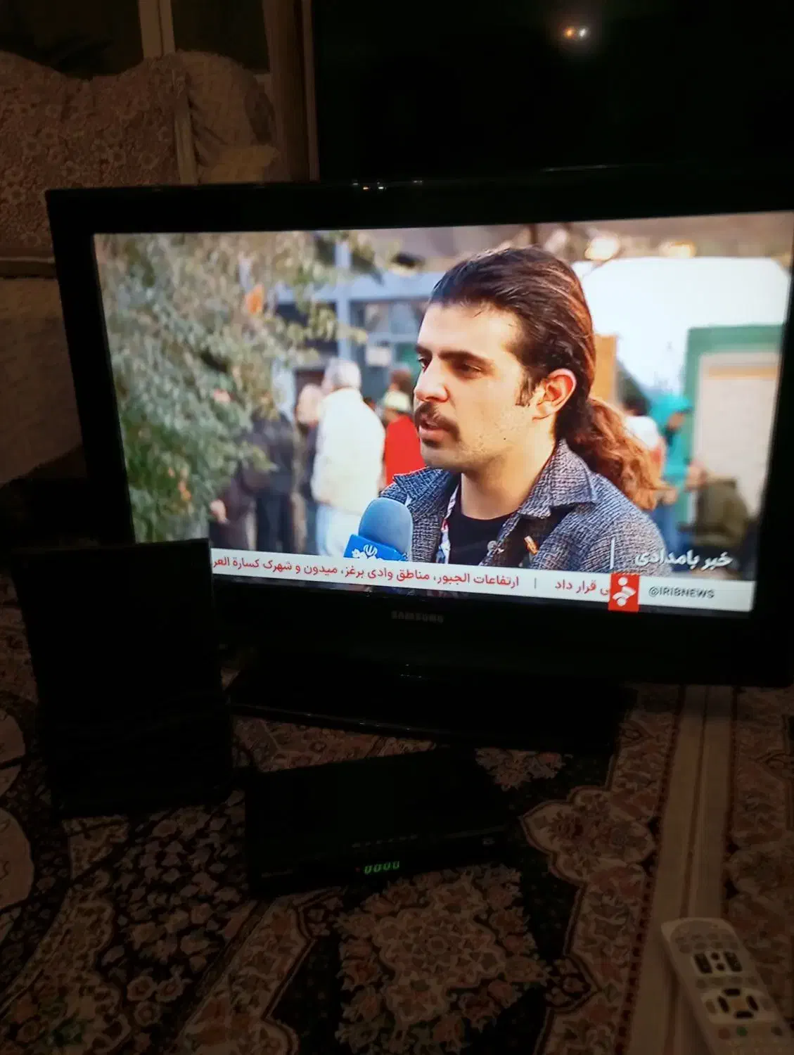 تلویزیون ۳۲اینچ|تلویزیون و پروژکتور|تهران, گرگان|دیوار