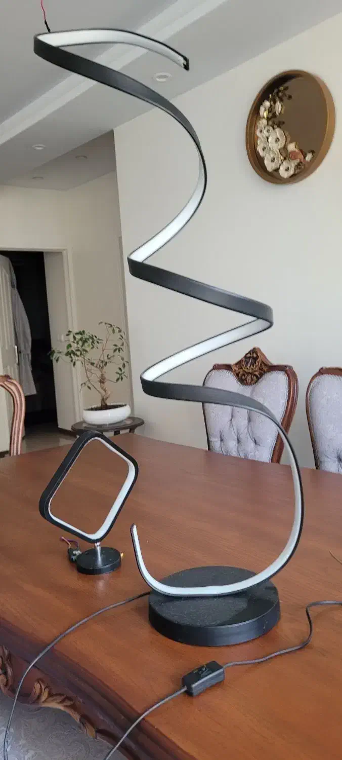 ست چهار عددی لوستر و چراغ خواب بسیار لوکس|لوستر و چراغ آویز|کرج, عظیمیه|دیوار