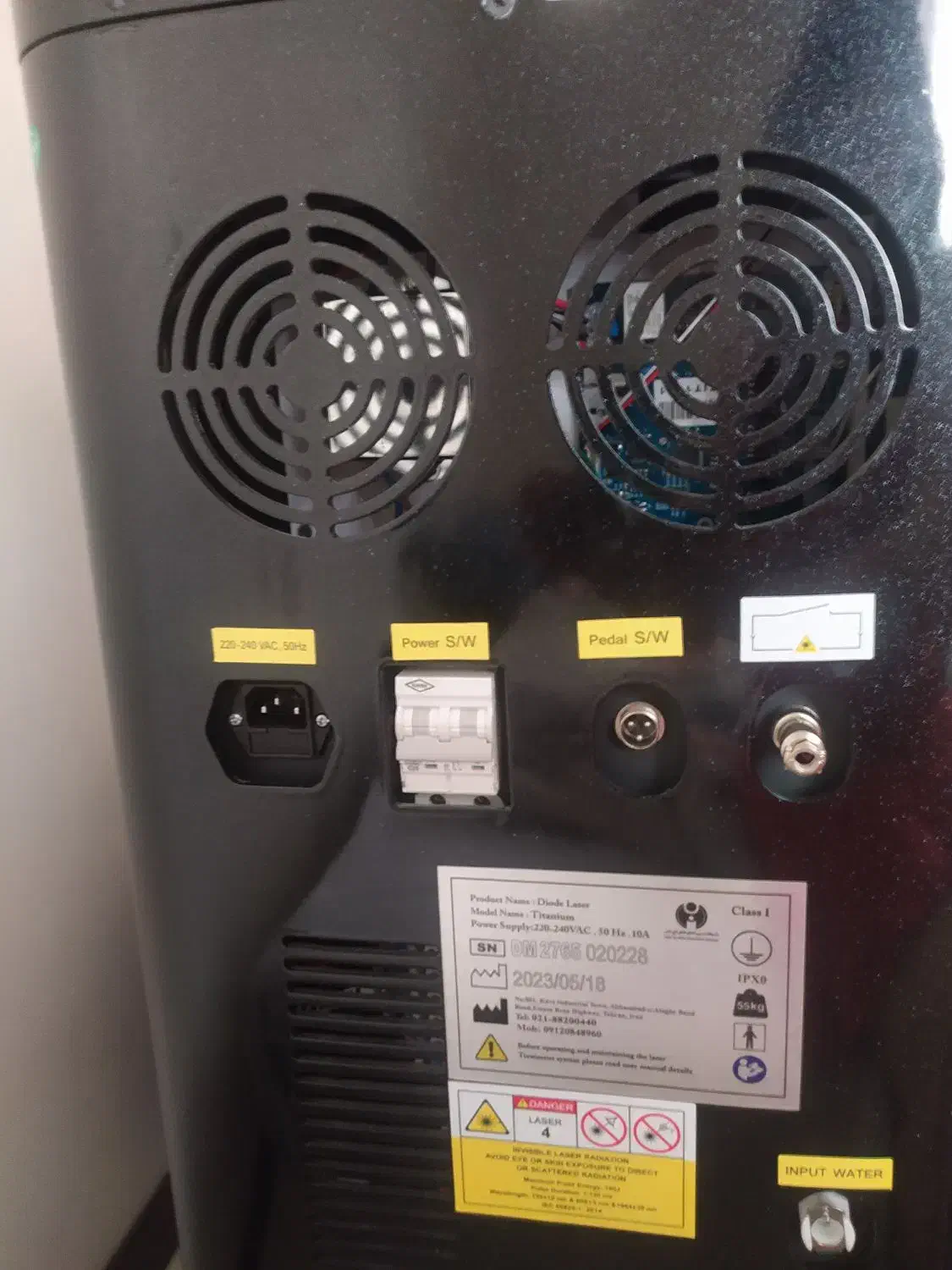 فروش فوری دستگاه لیزر تیتانیوم|آرایشی، بهداشتی، درمانی|کرج, فاز ۴ مهرشهر|دیوار