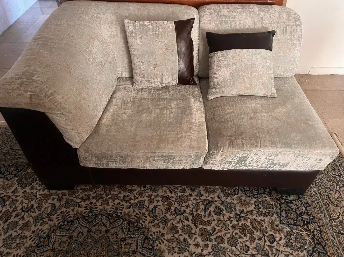 مبل راحتی نیم ست رایگان|مبلمان خانگی و میز عسلی|تهران, نظامی گنجوی (توانیر)|دیوار