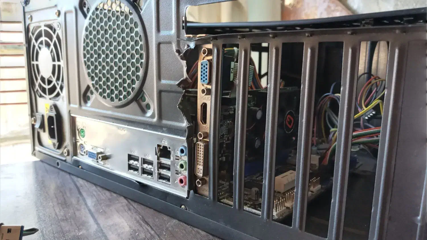 PCDDR3|رایانه رومیزی|بروجرد, |دیوار